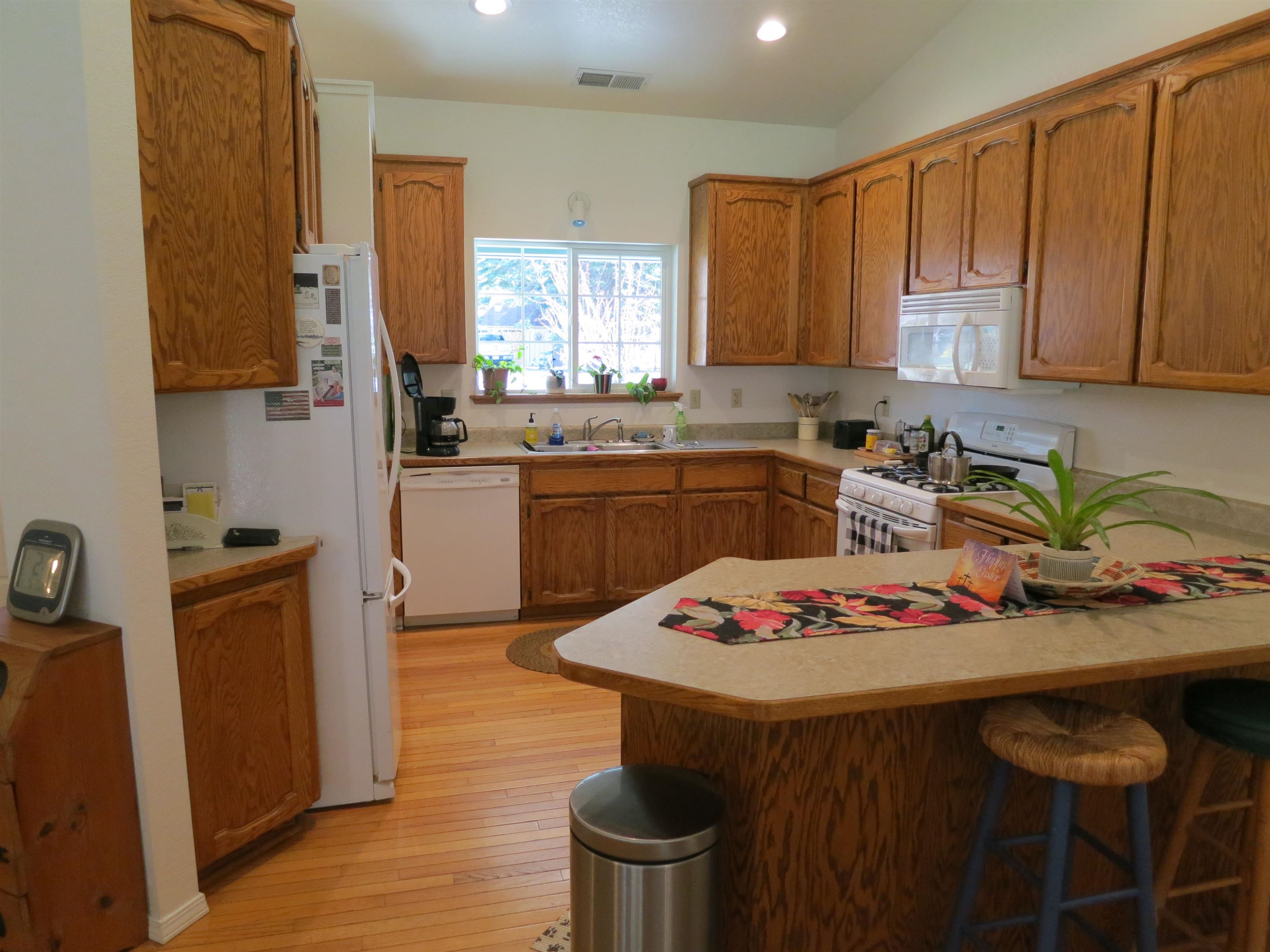 423 Settlers Road