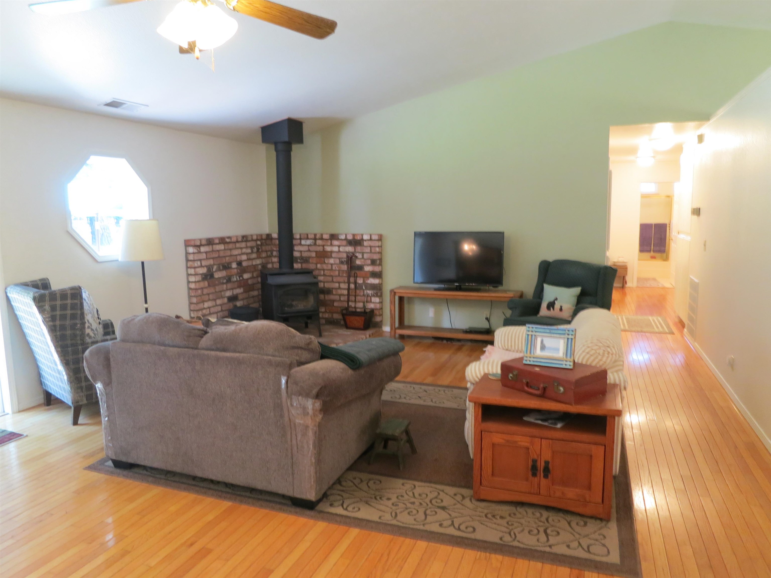 423 Settlers Road
