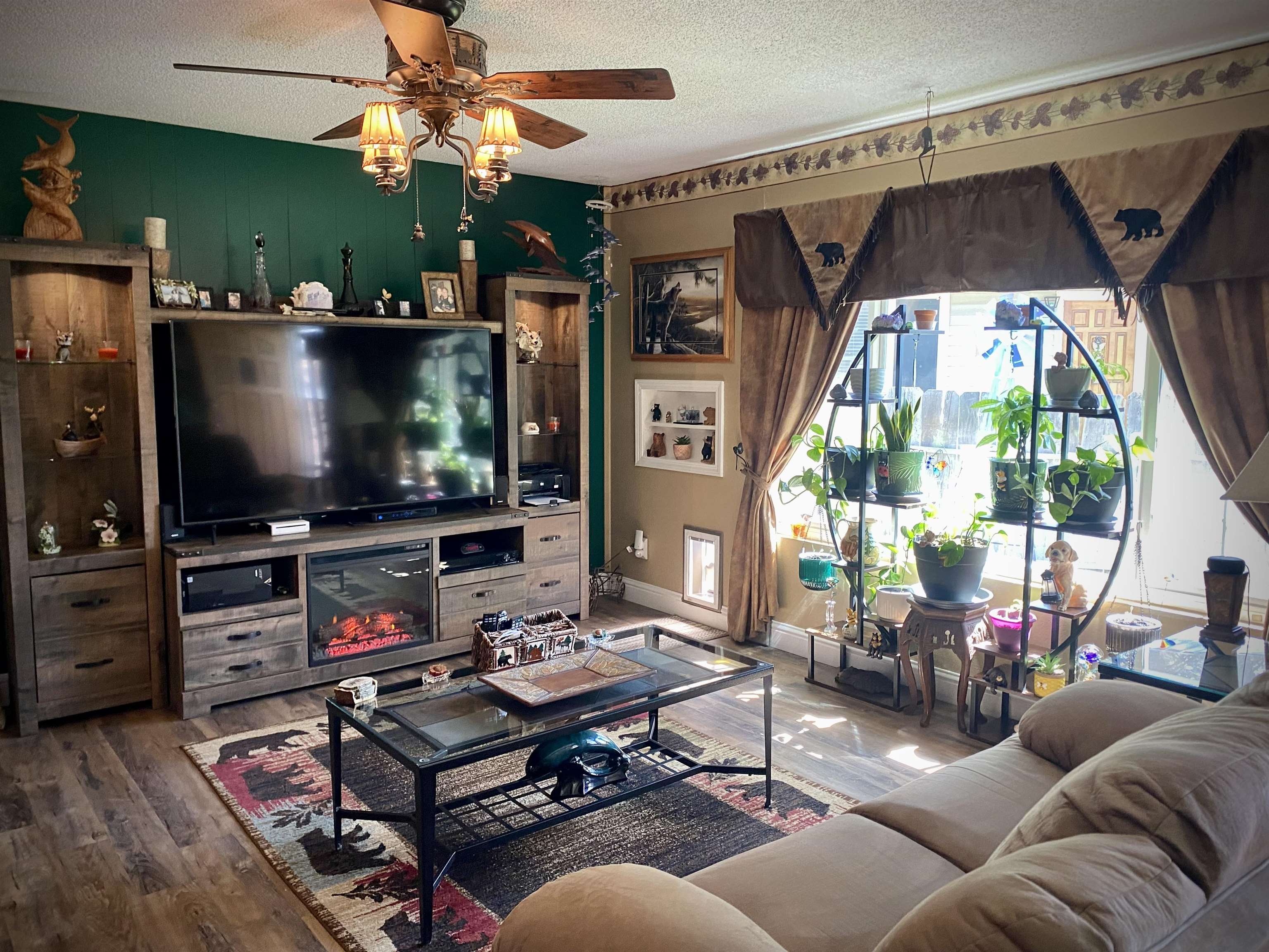 130 Farrar Drive