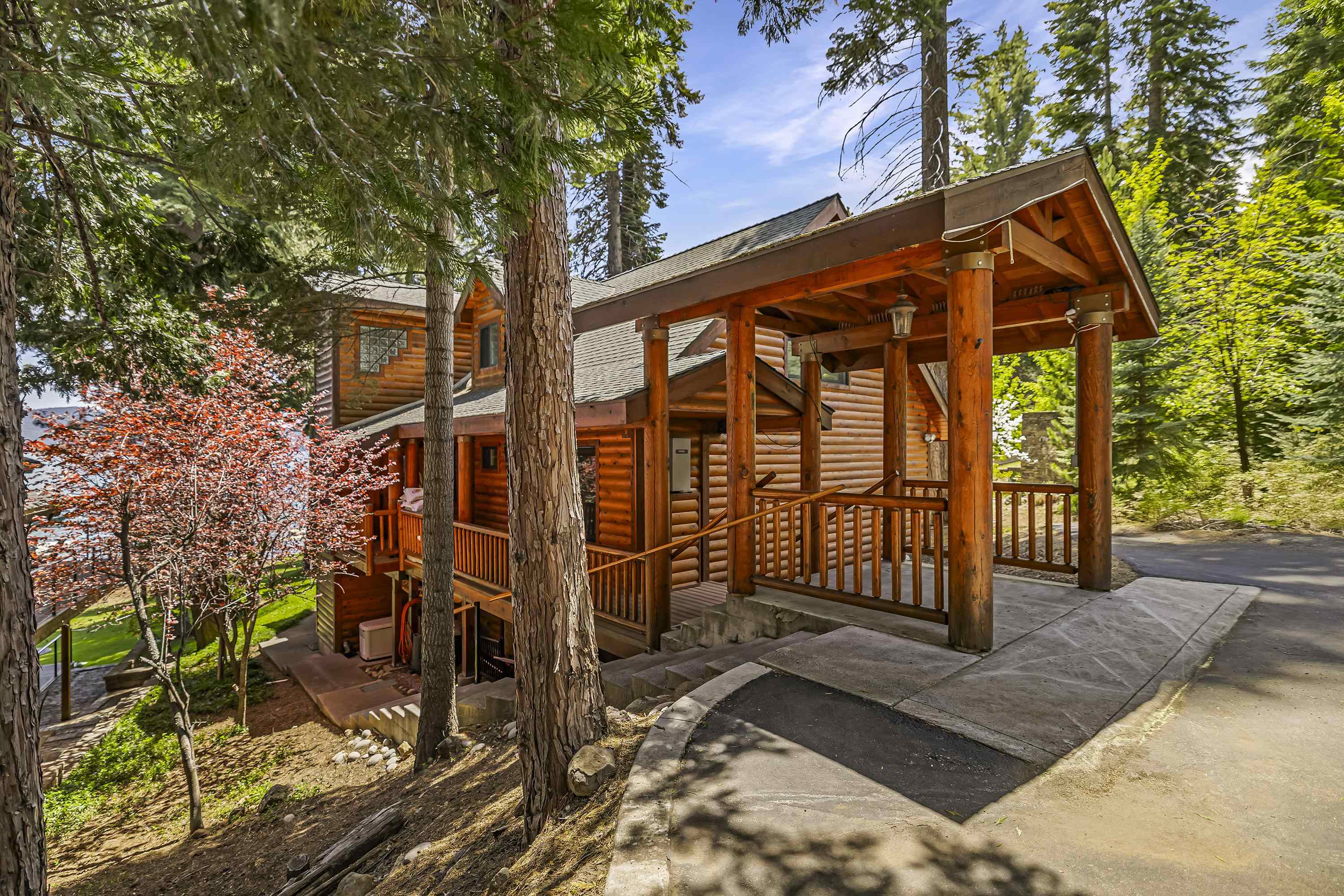 804 Peninsula Drive