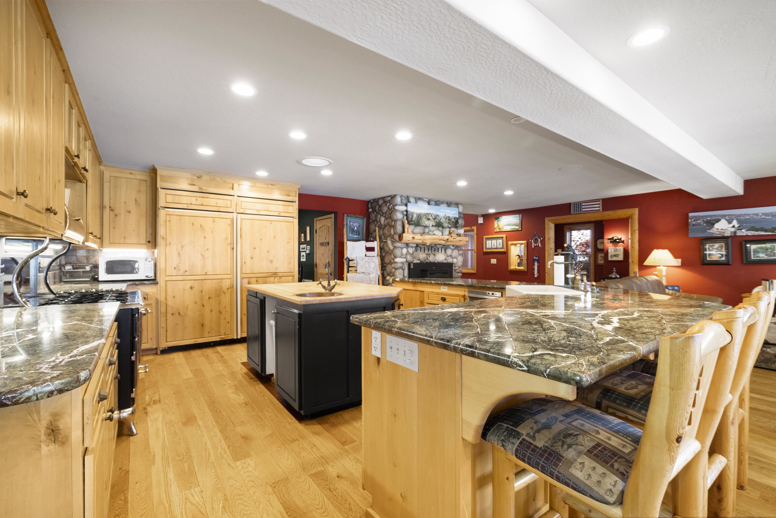 804 Peninsula Drive