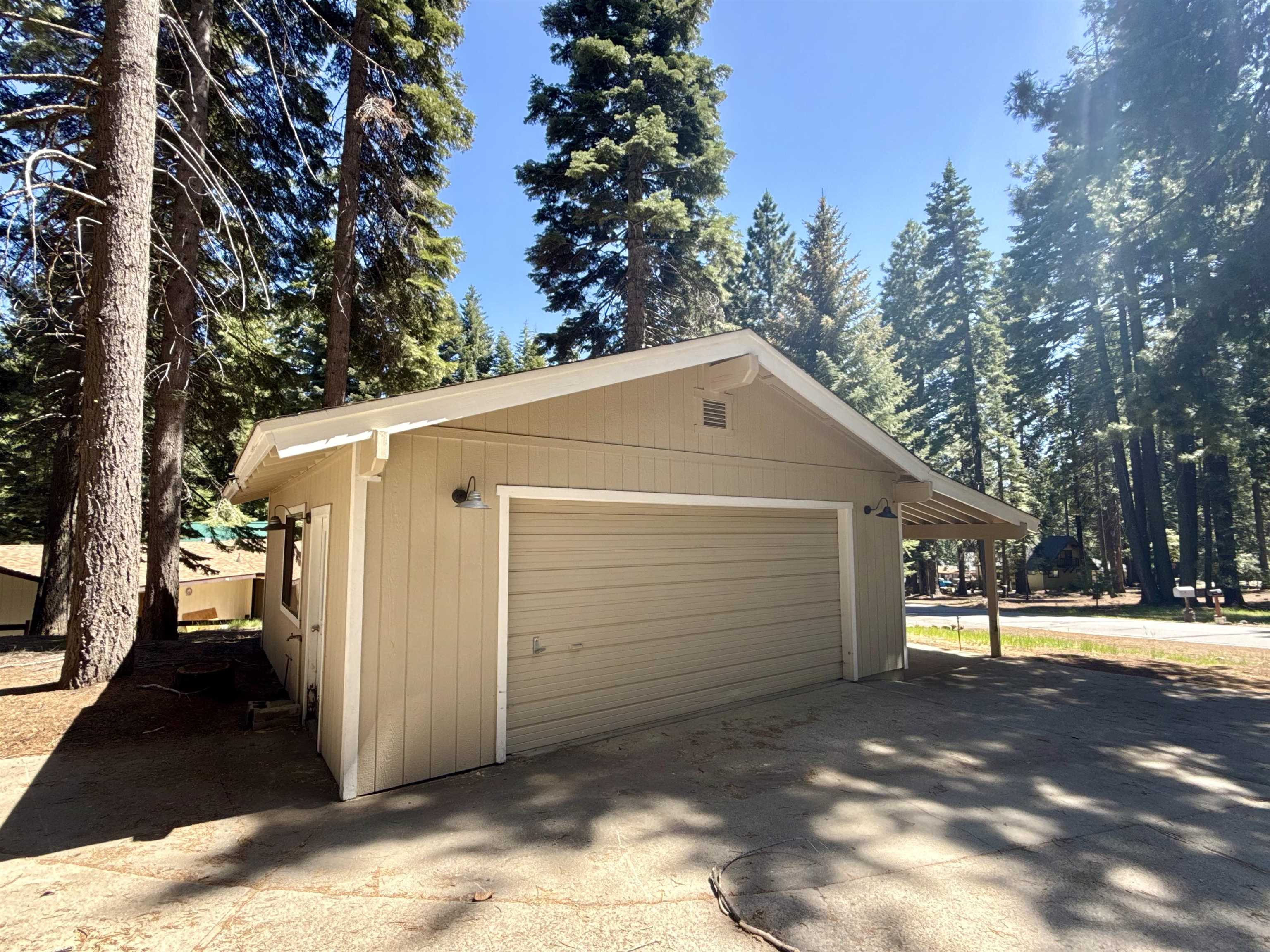 702 Conifer Trail