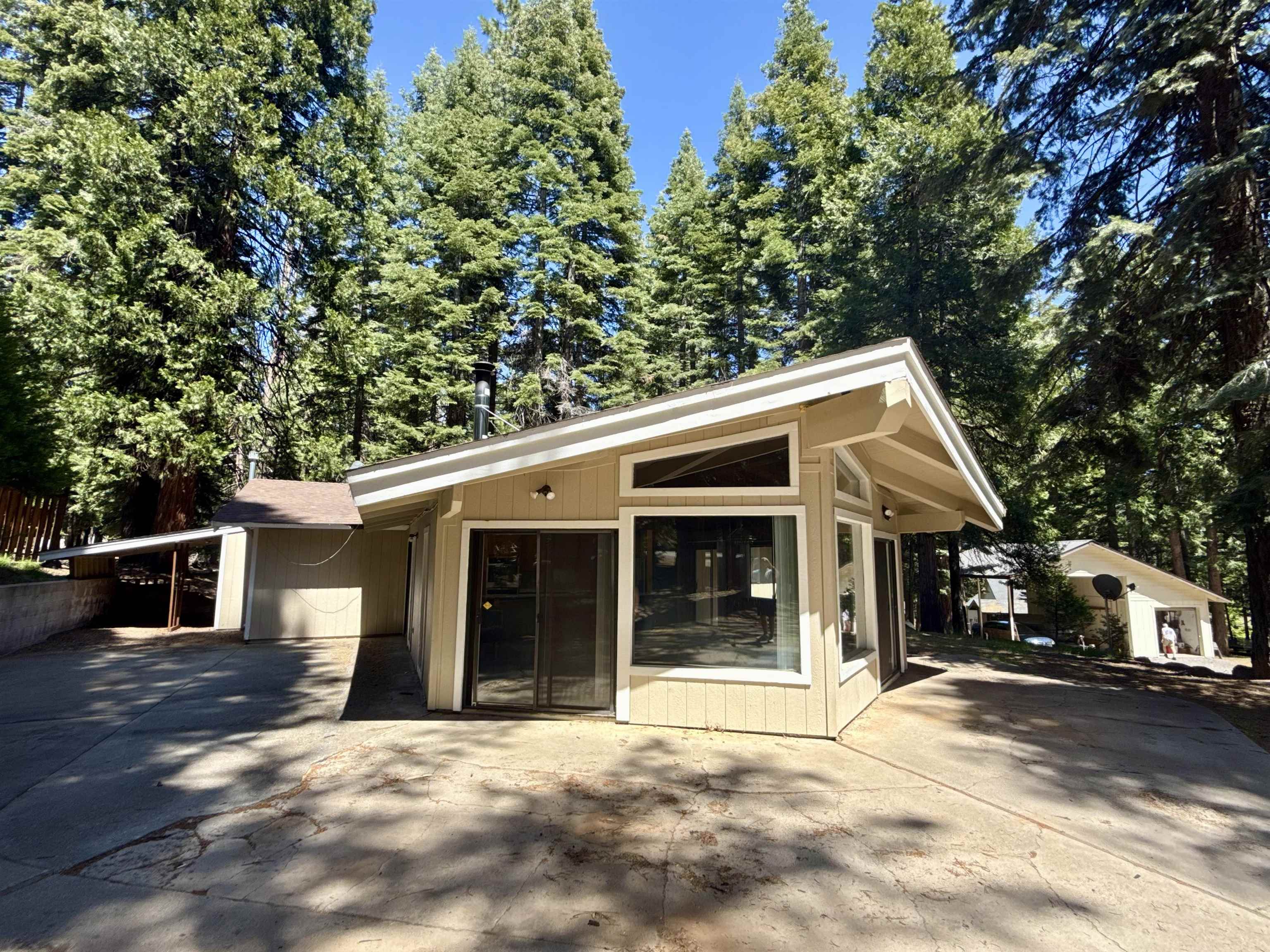 702 Conifer Trail