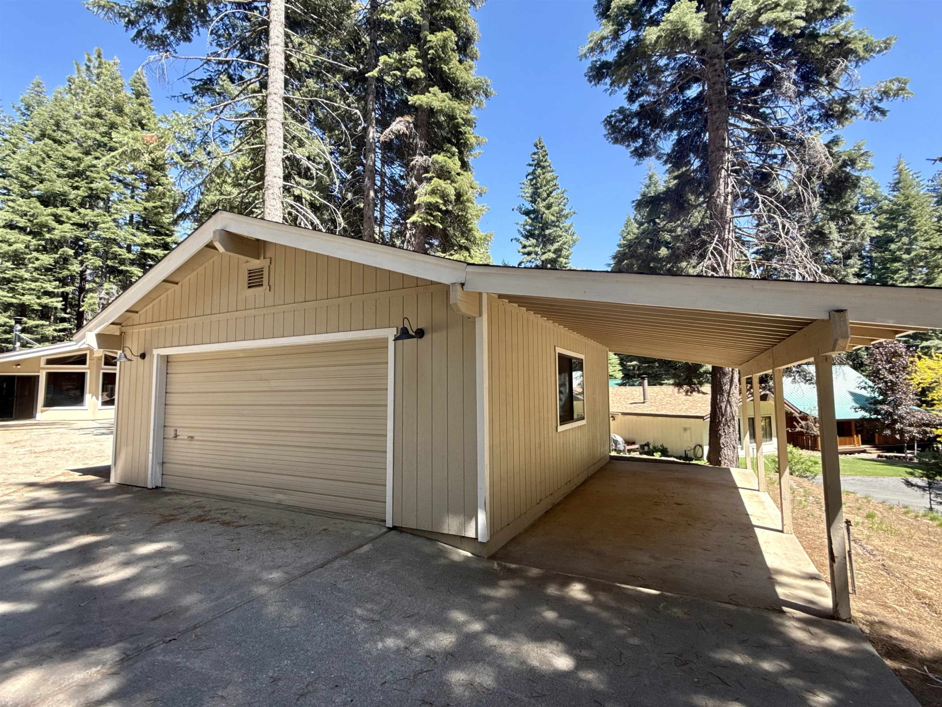 702 Conifer Trail