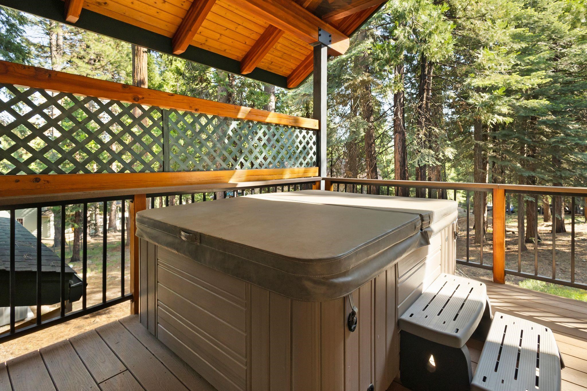 104 Top of the West Drive Unit: 102 Top of the West Drive