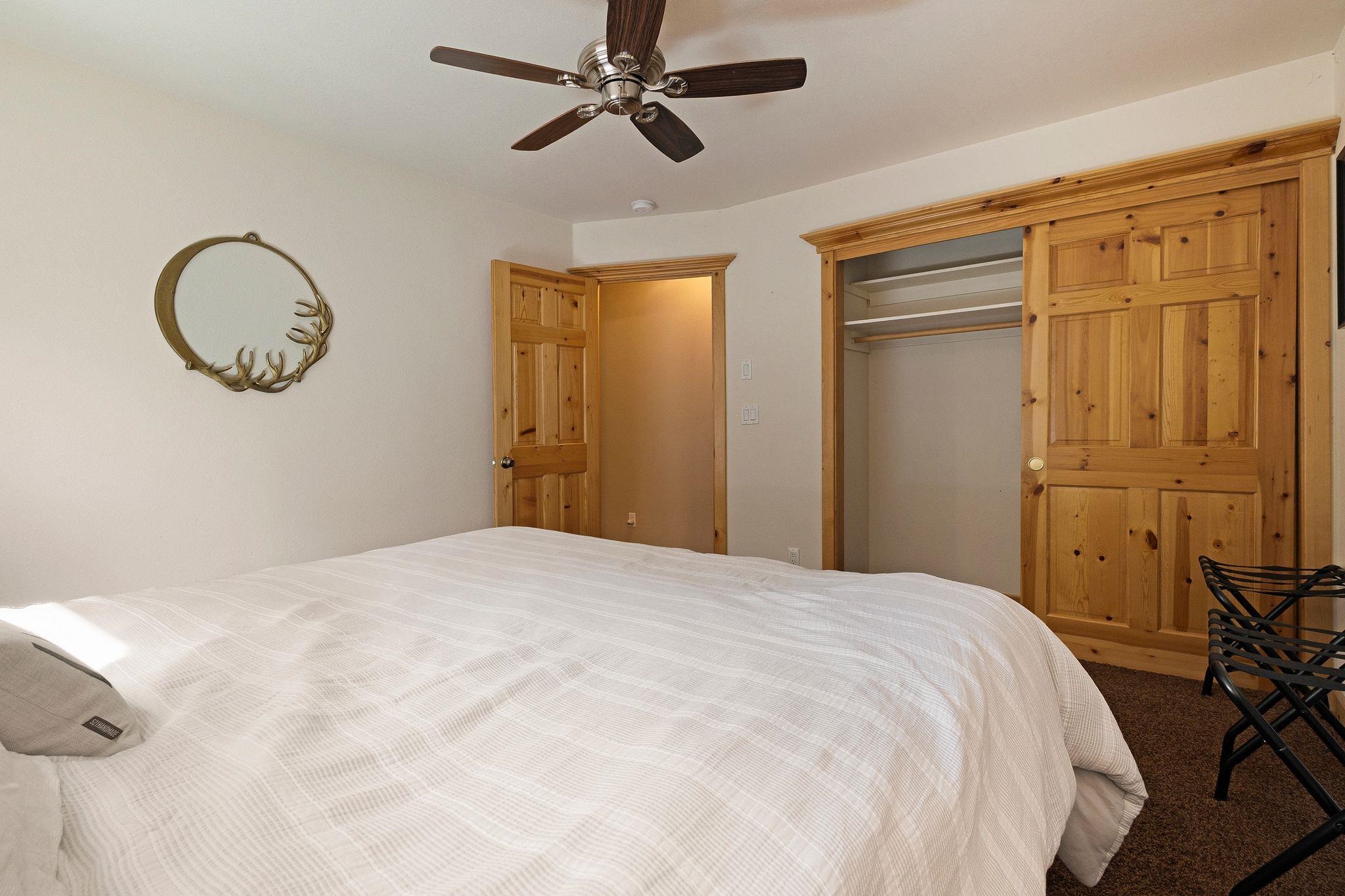 104 Top of the West Drive Unit: 102 Top of the West Drive