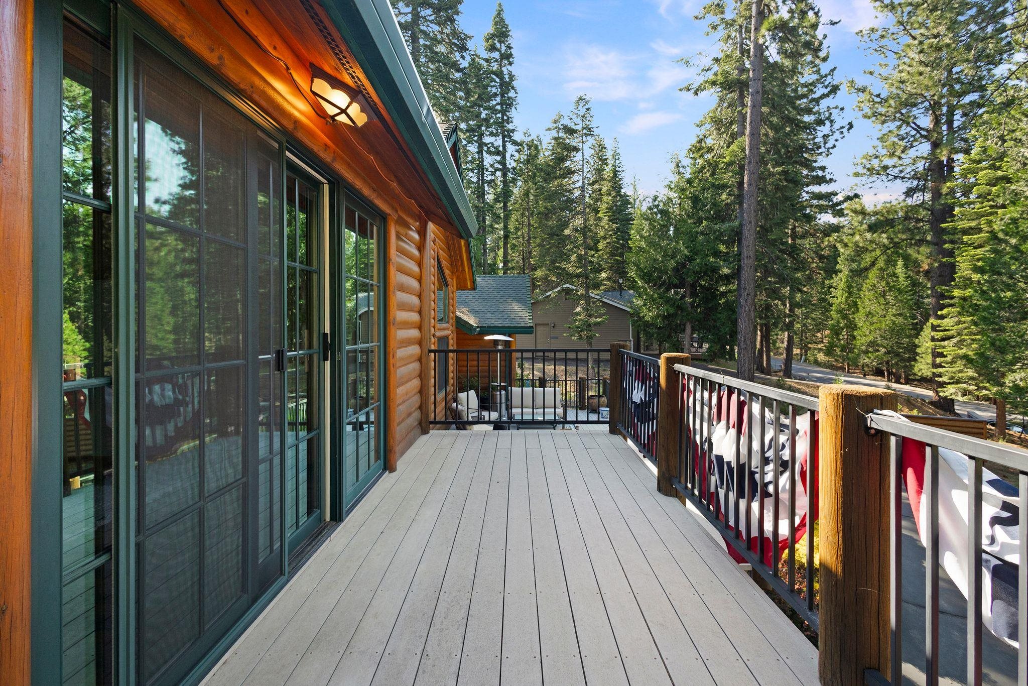 104 Top of the West Drive Unit: 102 Top of the West Drive