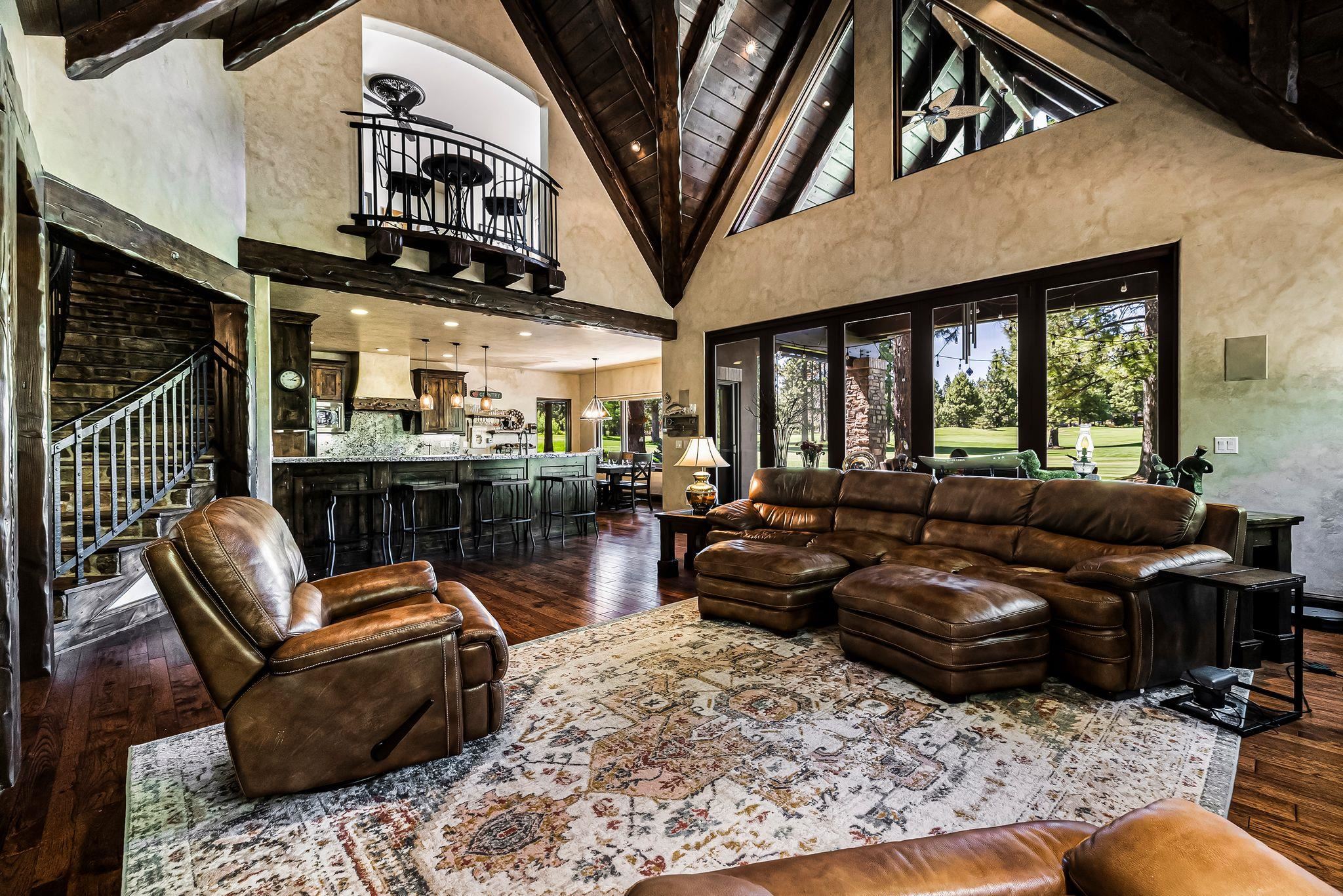 2 Frostwood Lane