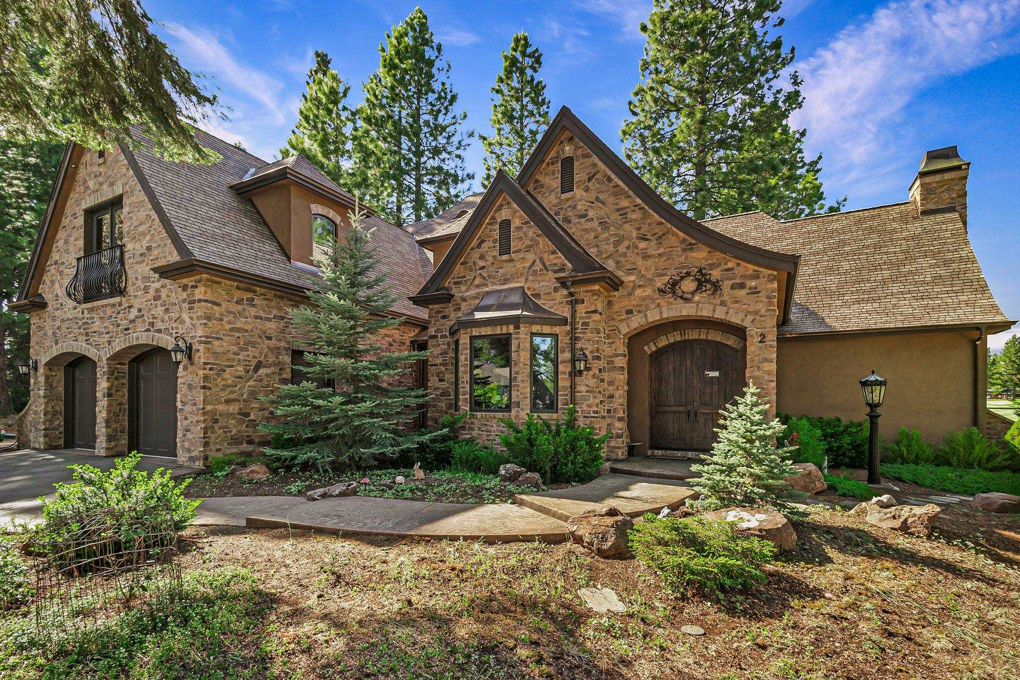 2 Frostwood Lane