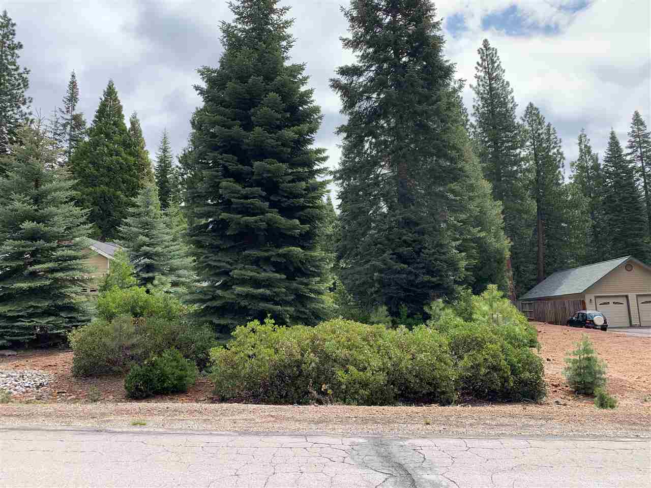 208 Red River Drive