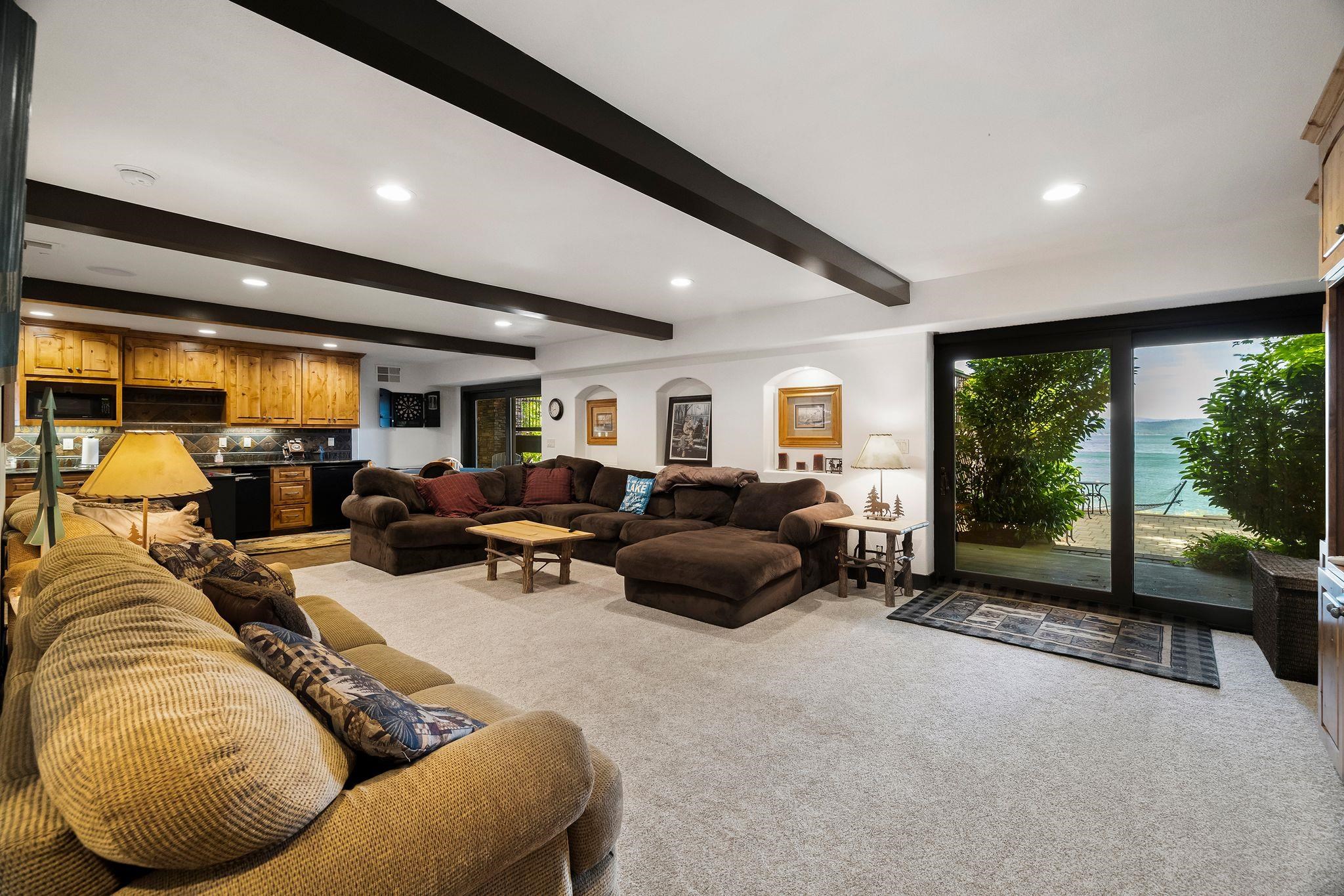 518 Peninsula Drive