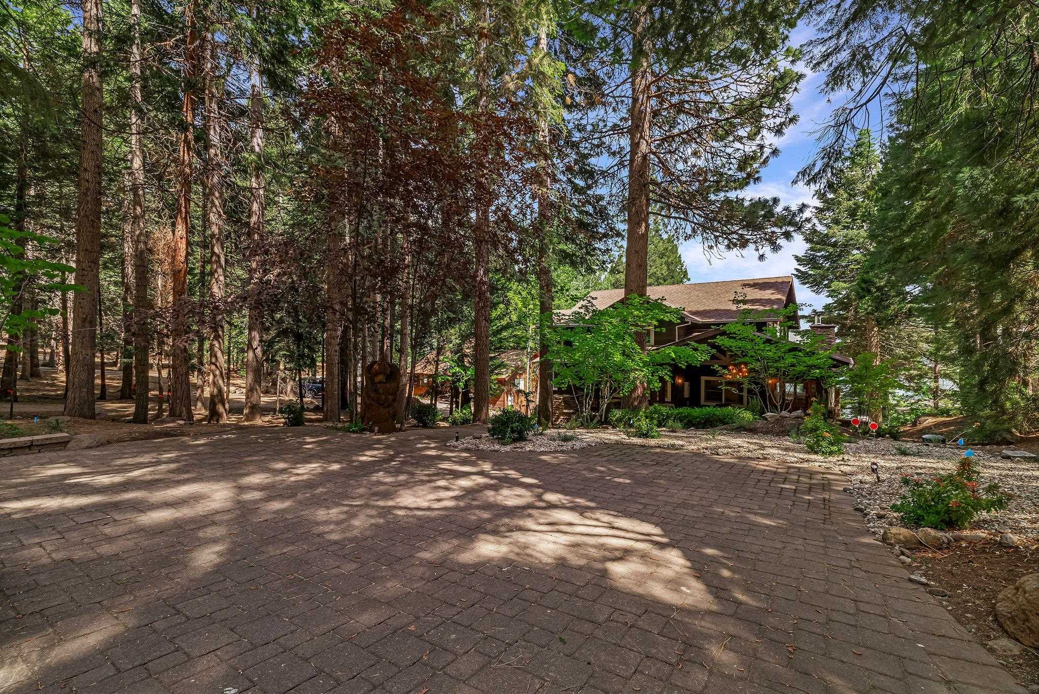 518 Peninsula Drive