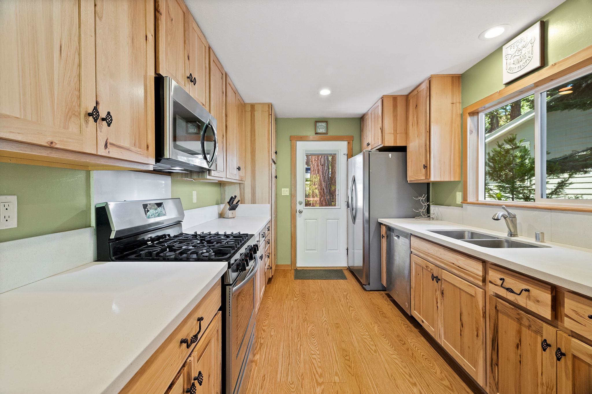 450 Ponderosa Drive