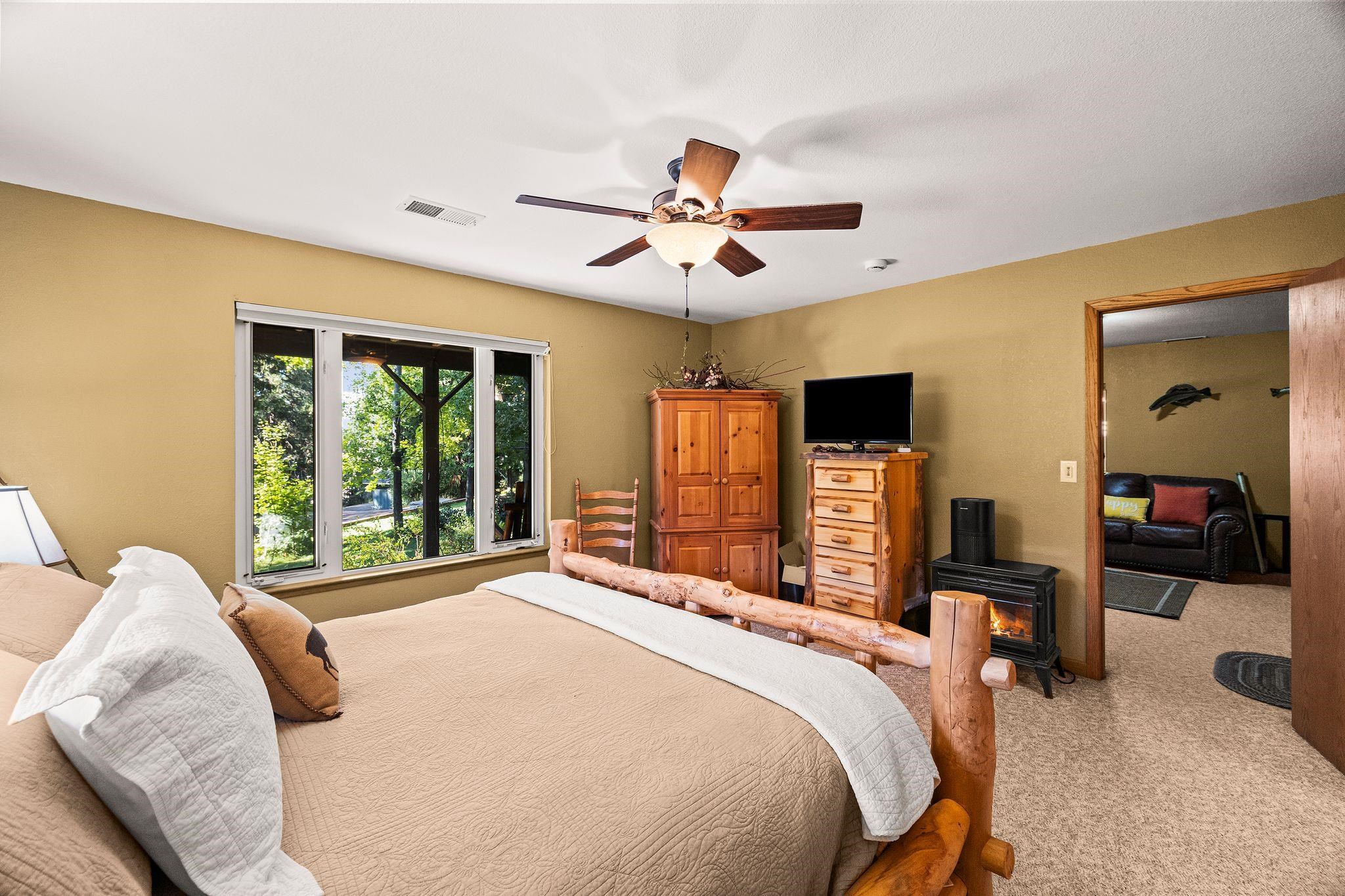 3490 Cedar Lane