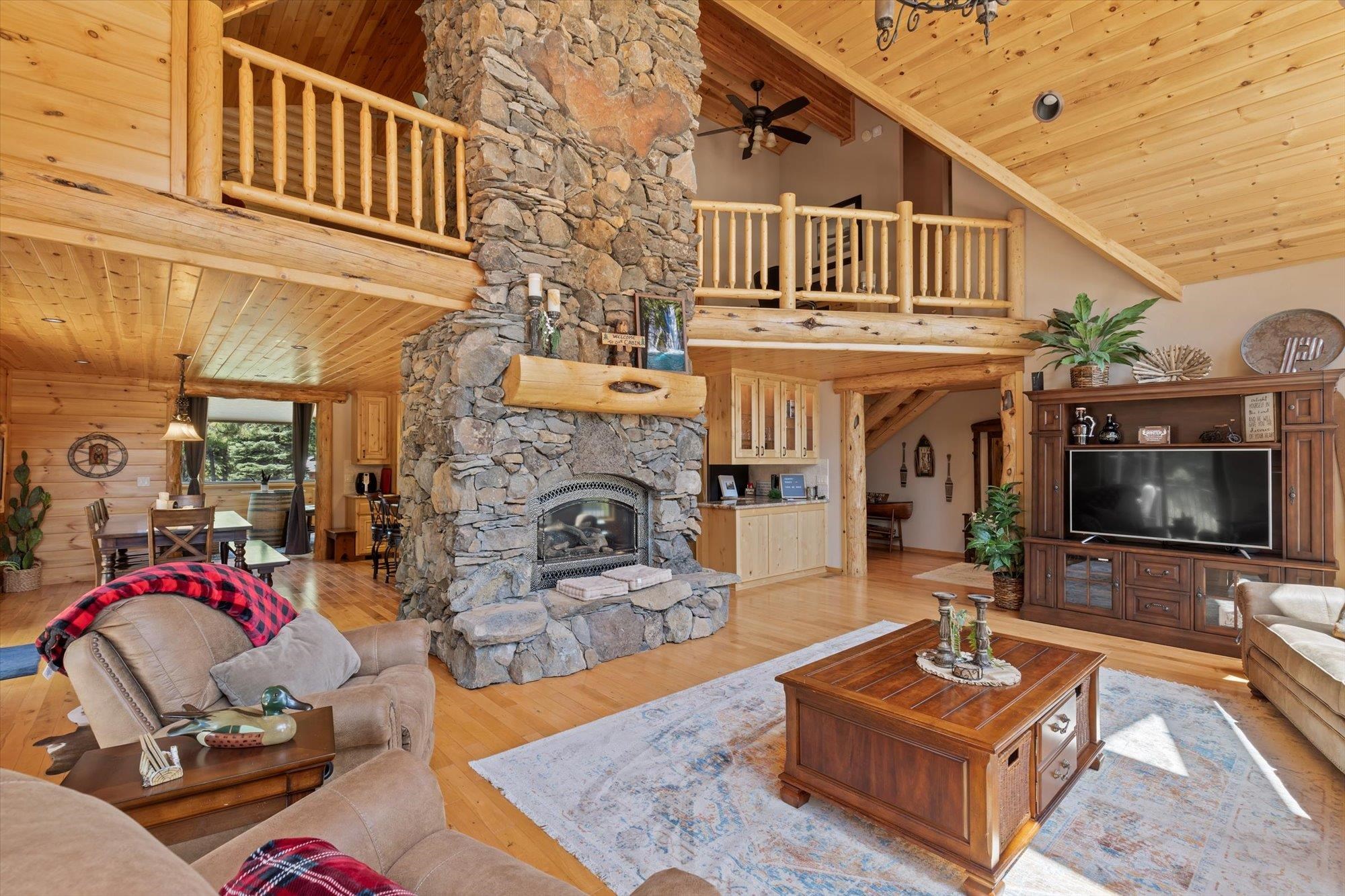 323 Gateway Drive