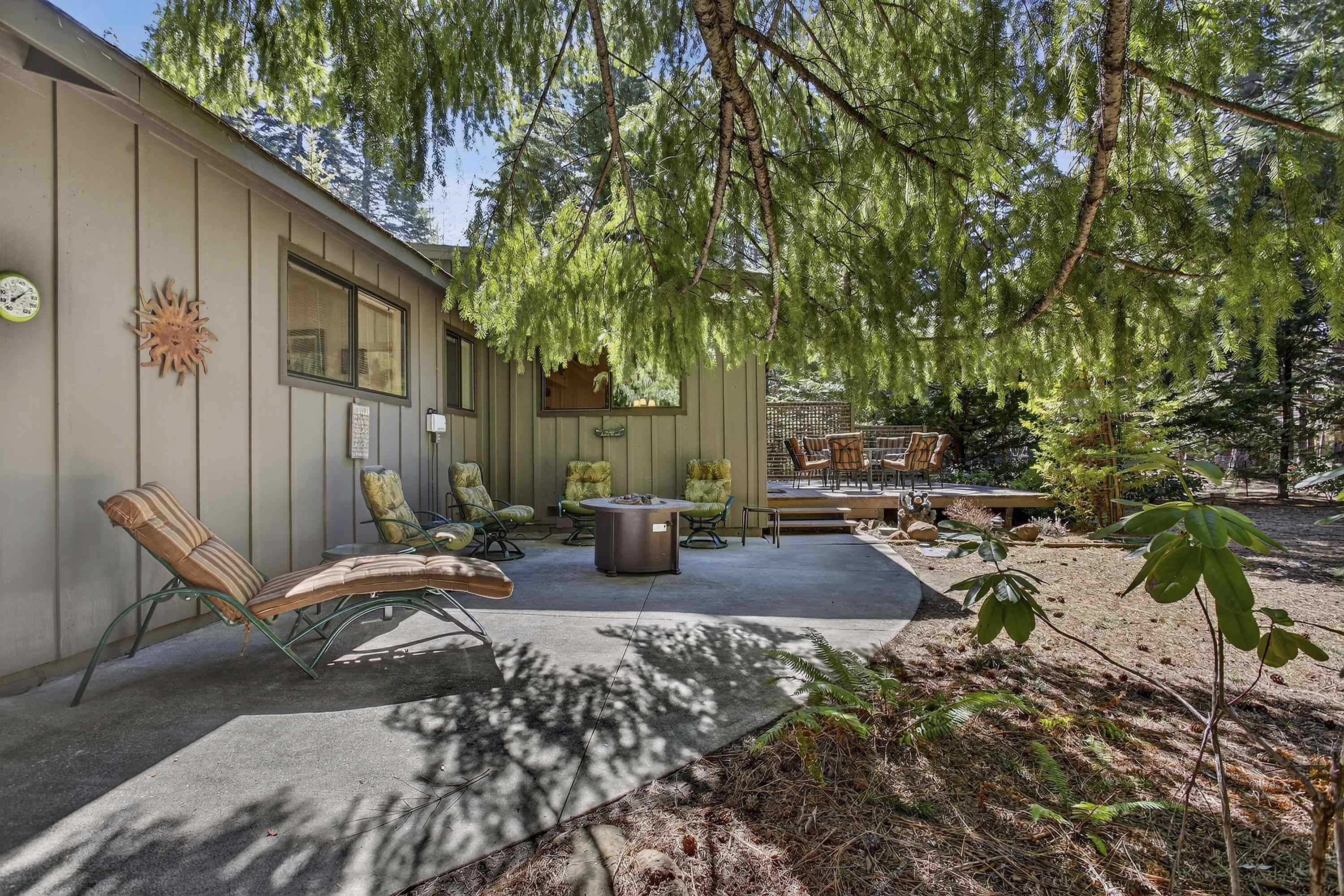 937 Peninsula Drive