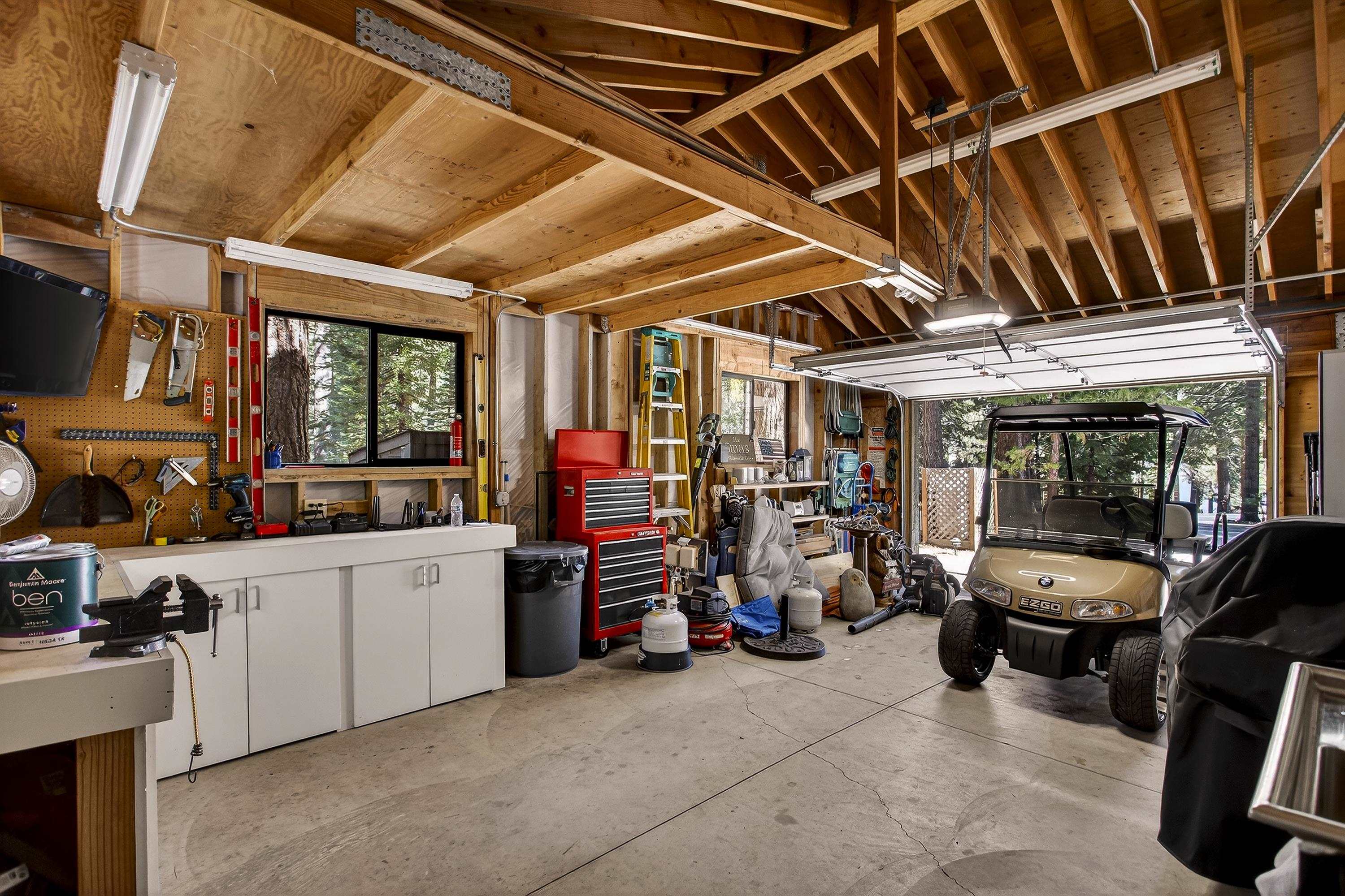 937 Peninsula Drive