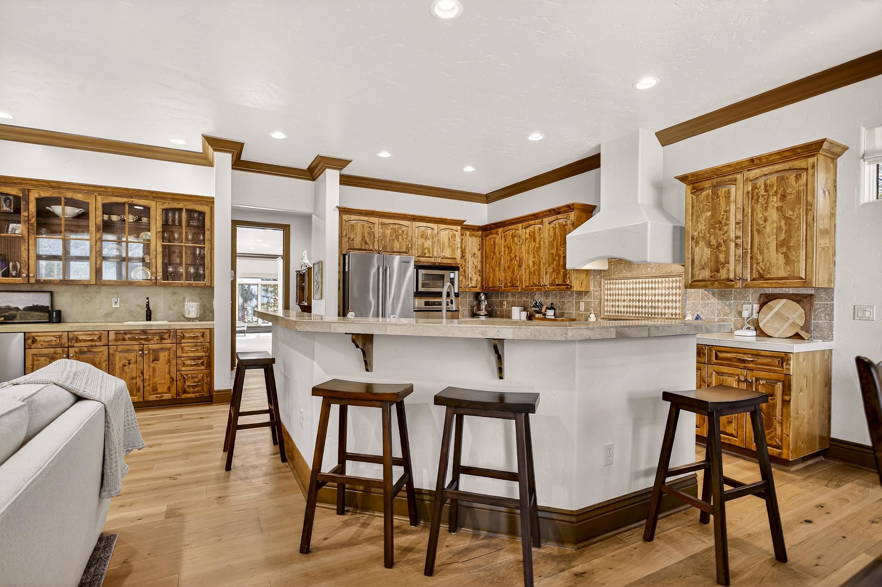 48 Foxglenn Drive