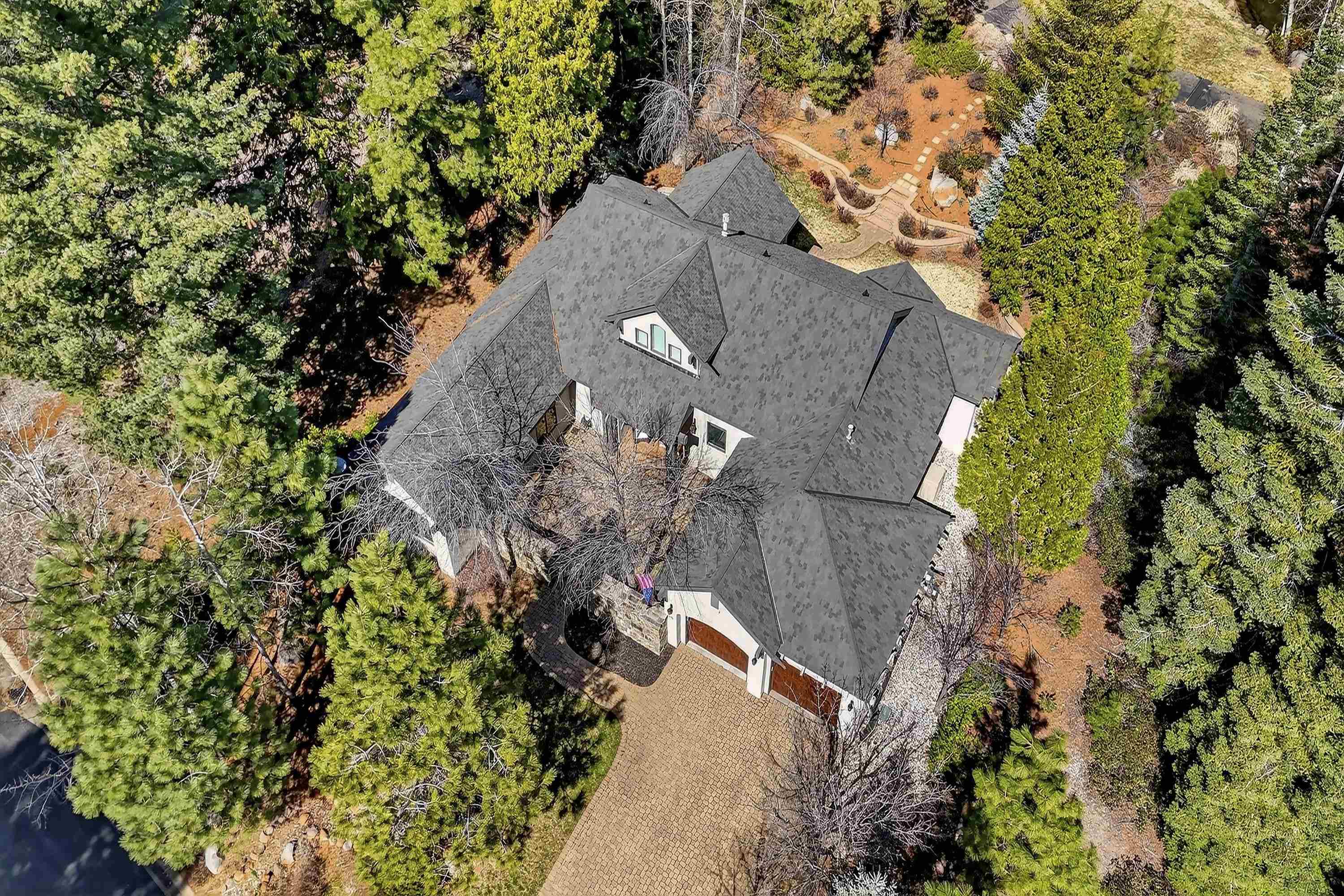 48 Foxglenn Drive