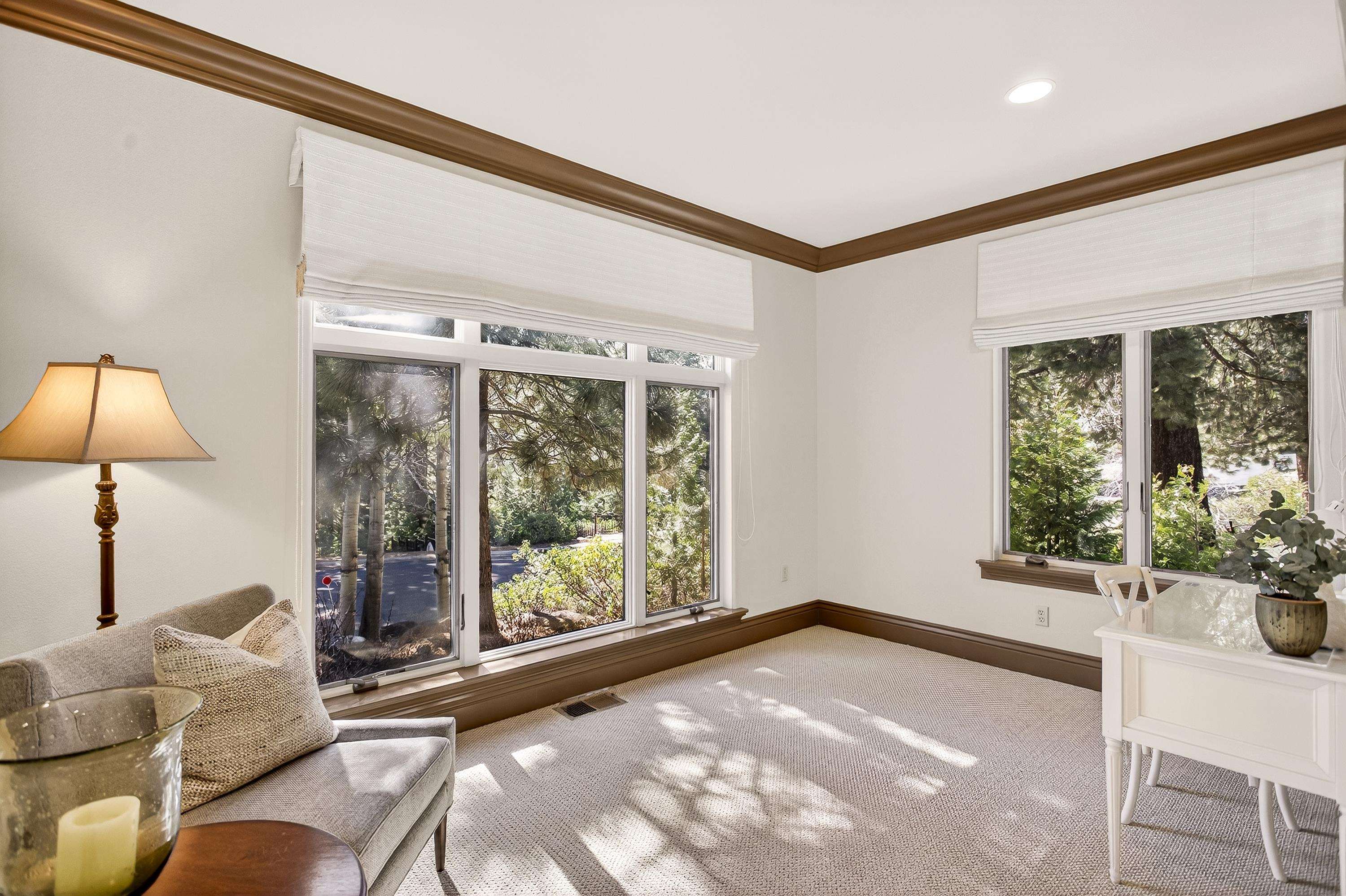 48 Foxglenn Drive
