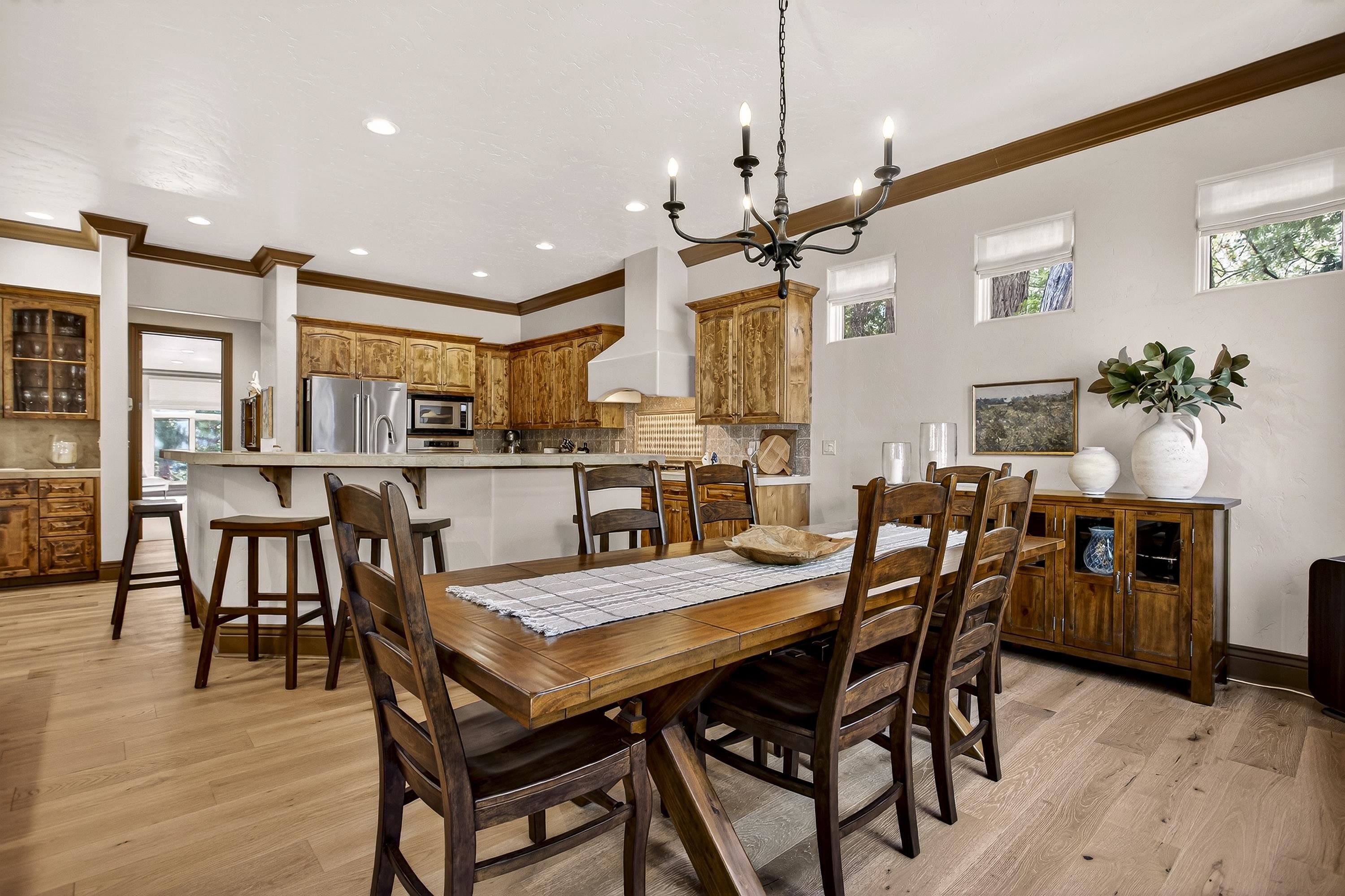 48 Foxglenn Drive