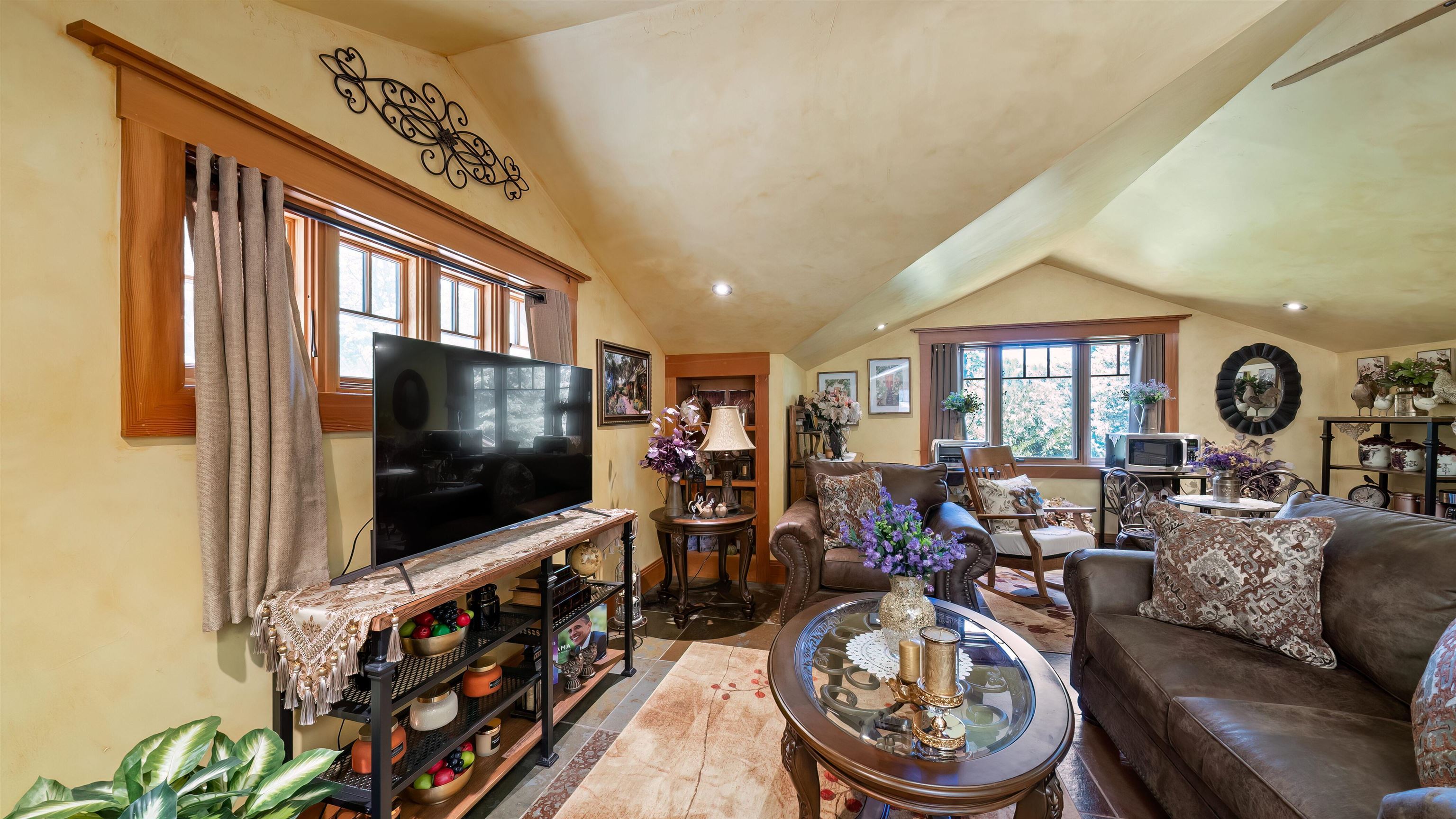 4008 Arlington Road