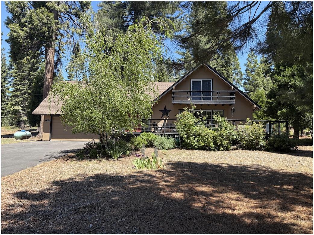 3205 Hill Crest Drive