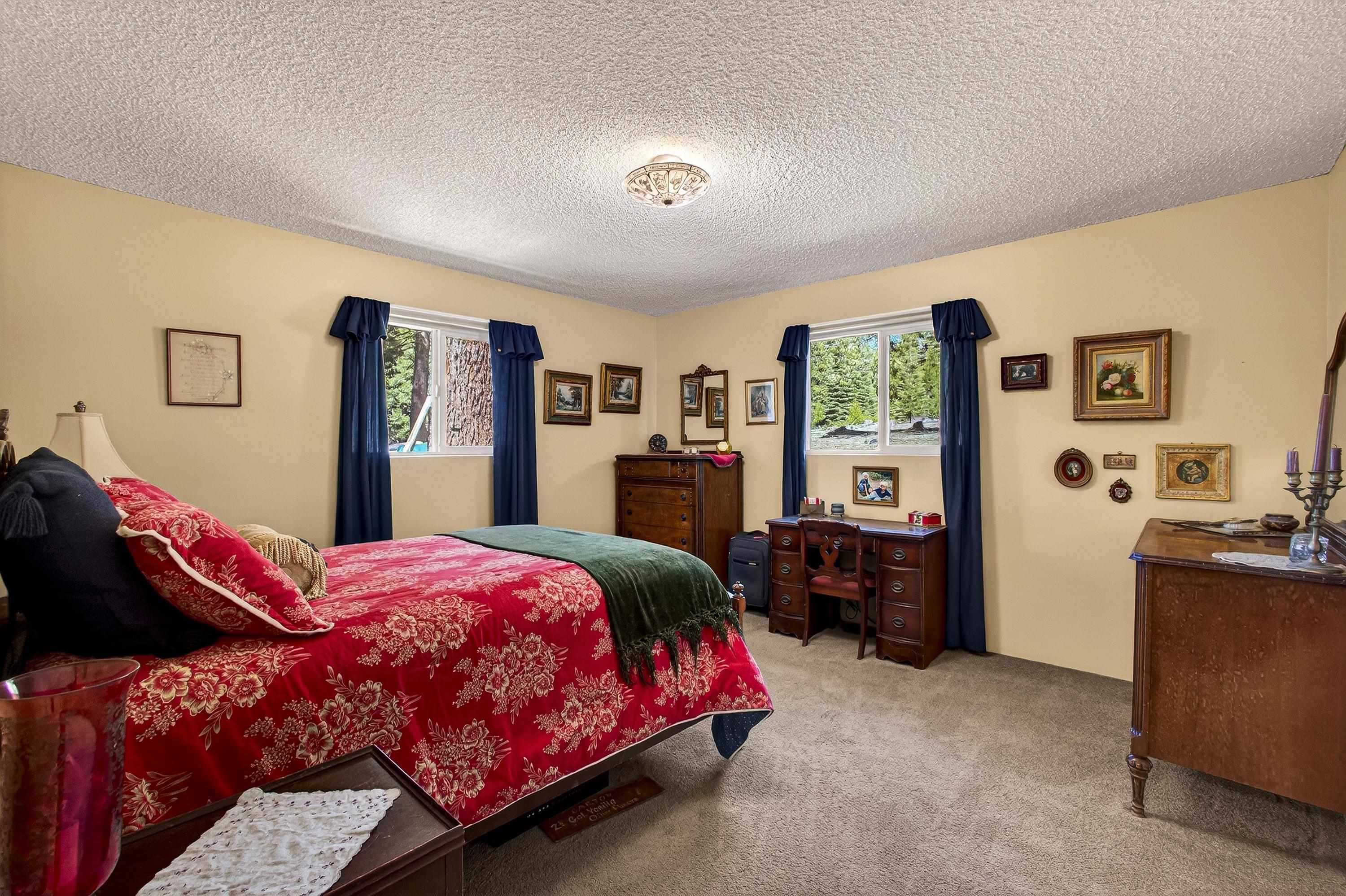 3205 Hill Crest Drive