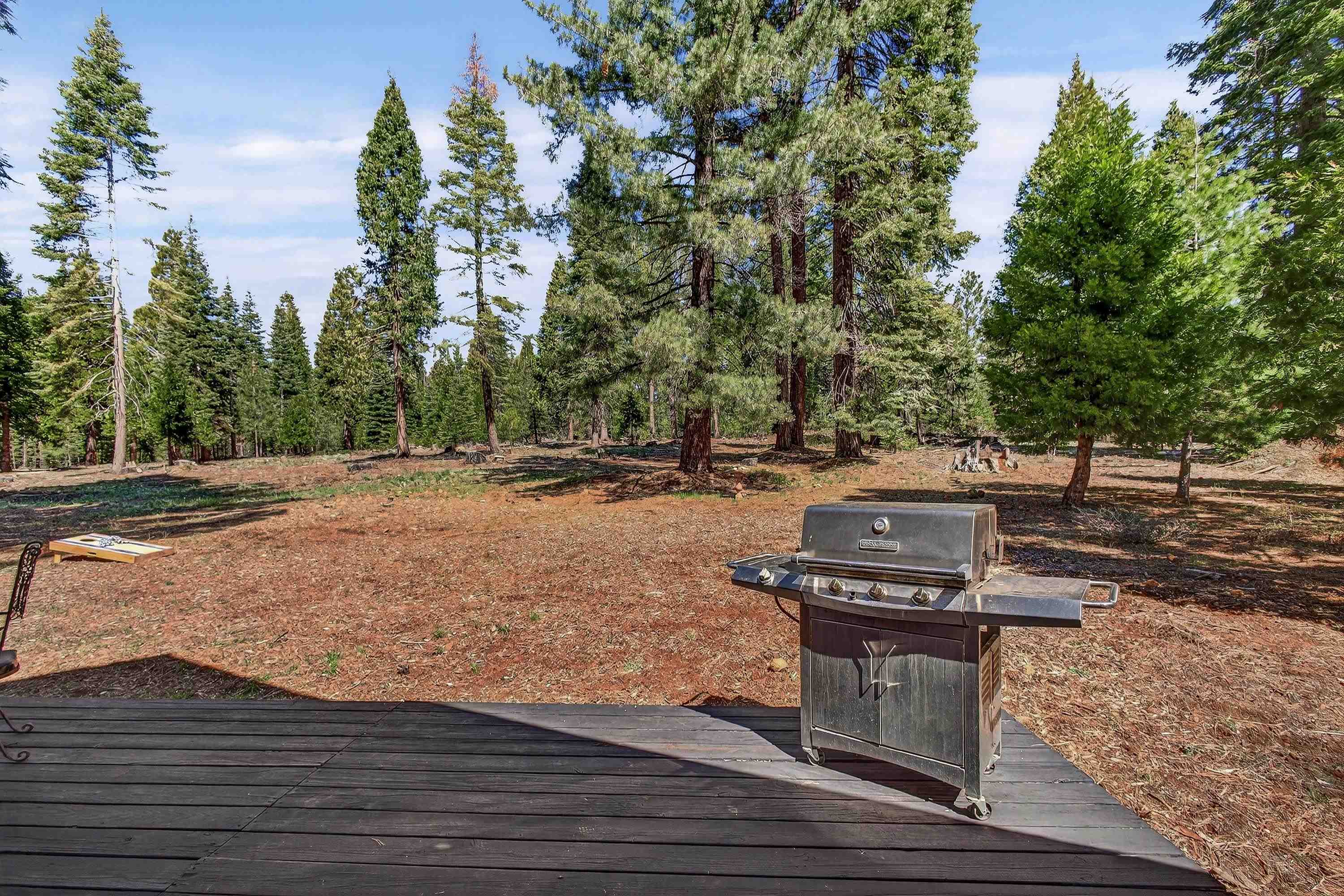 3205 Hill Crest Drive