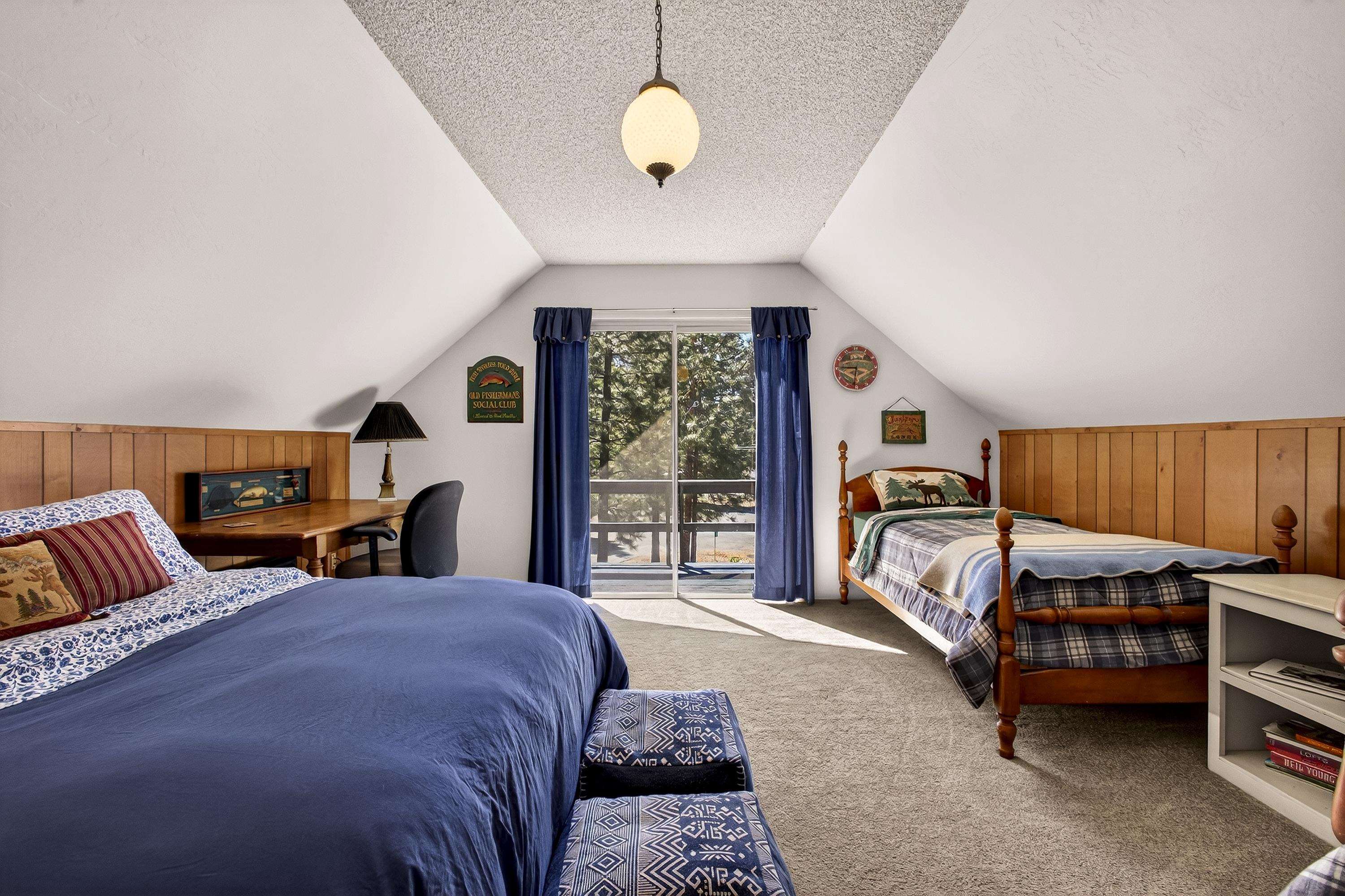 3205 Hill Crest Drive