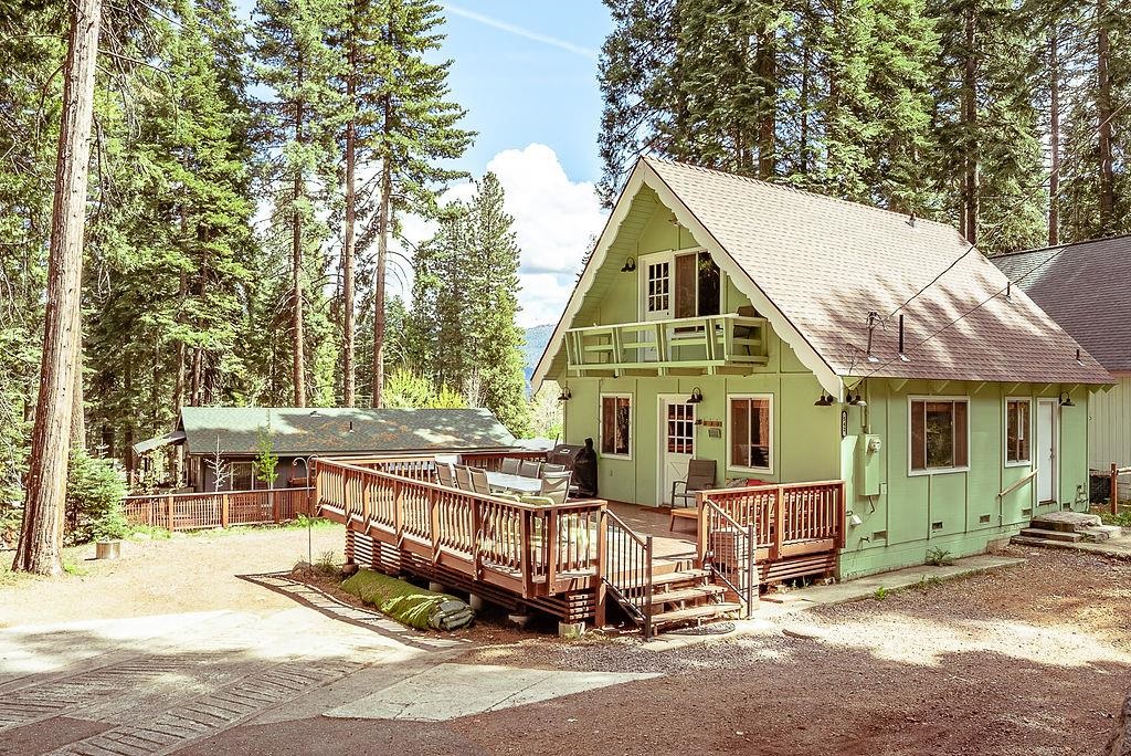 542 Manzanita Way