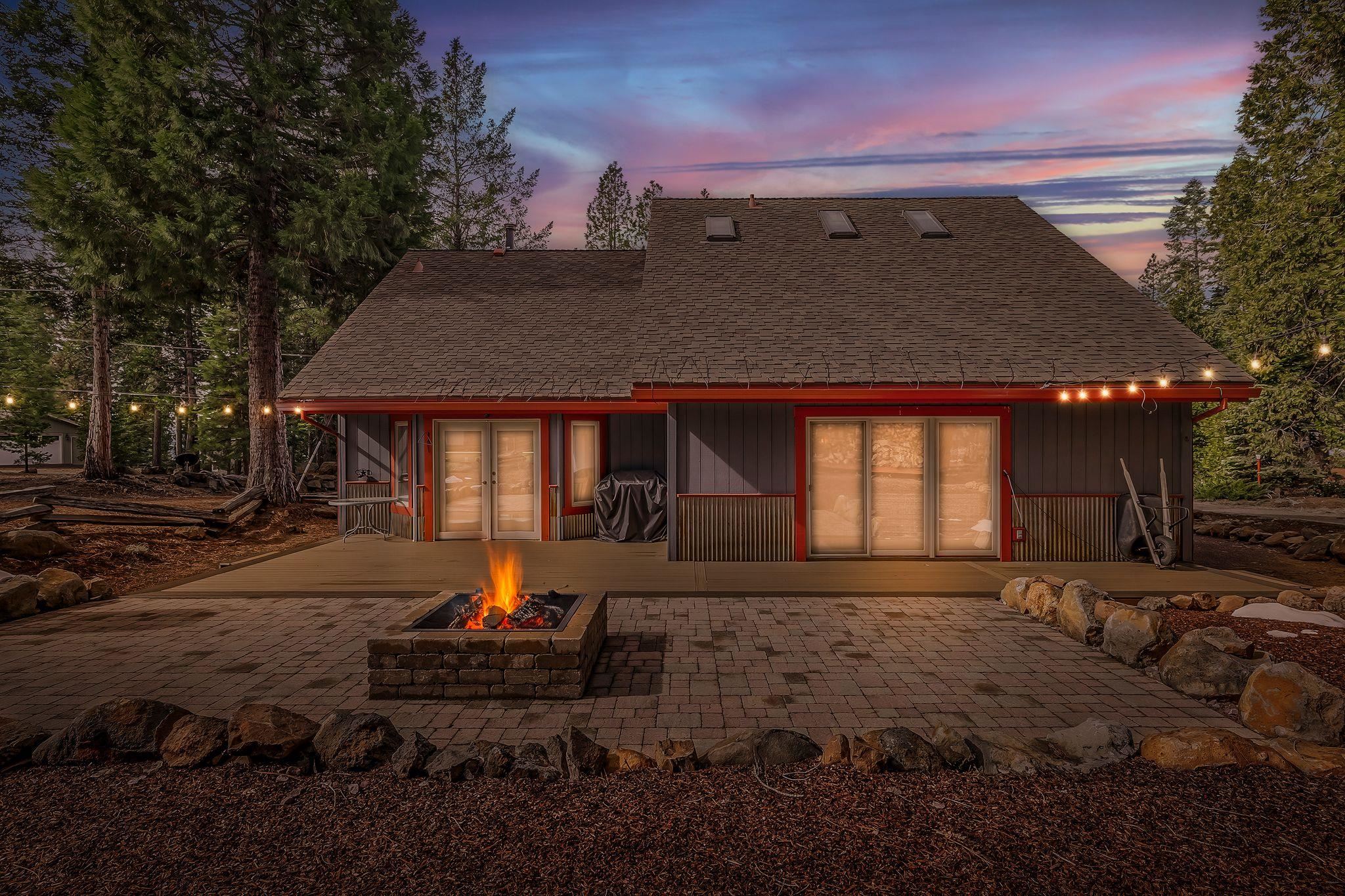 1228 Lassen View Drive