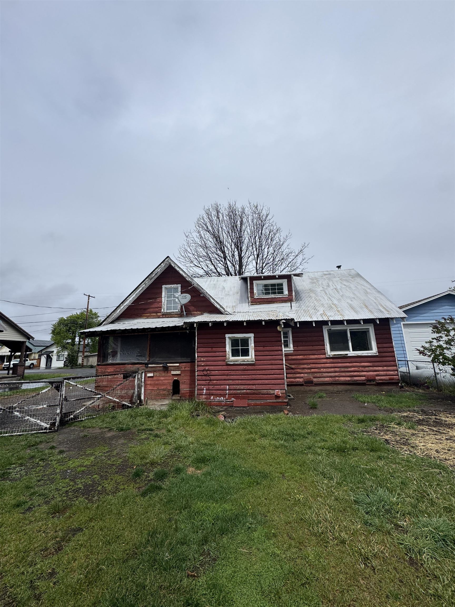 225 Lassen Street