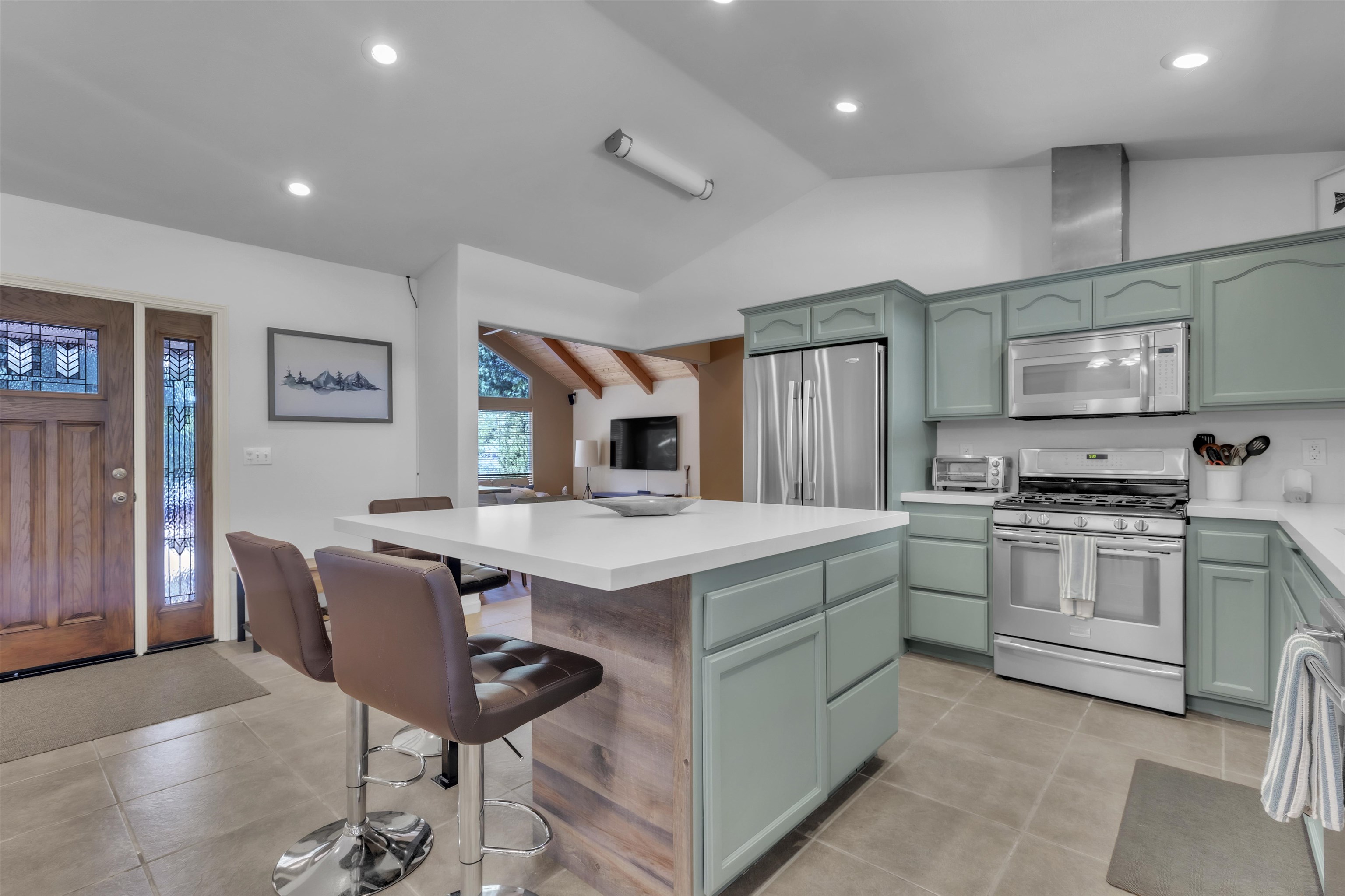 296 Red River Drive