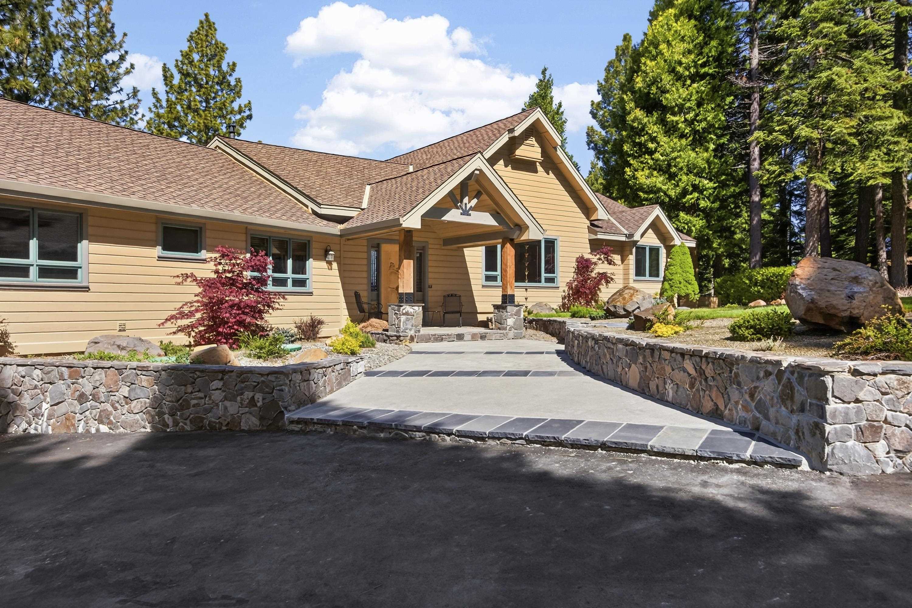 106 Goose Bay View Trail