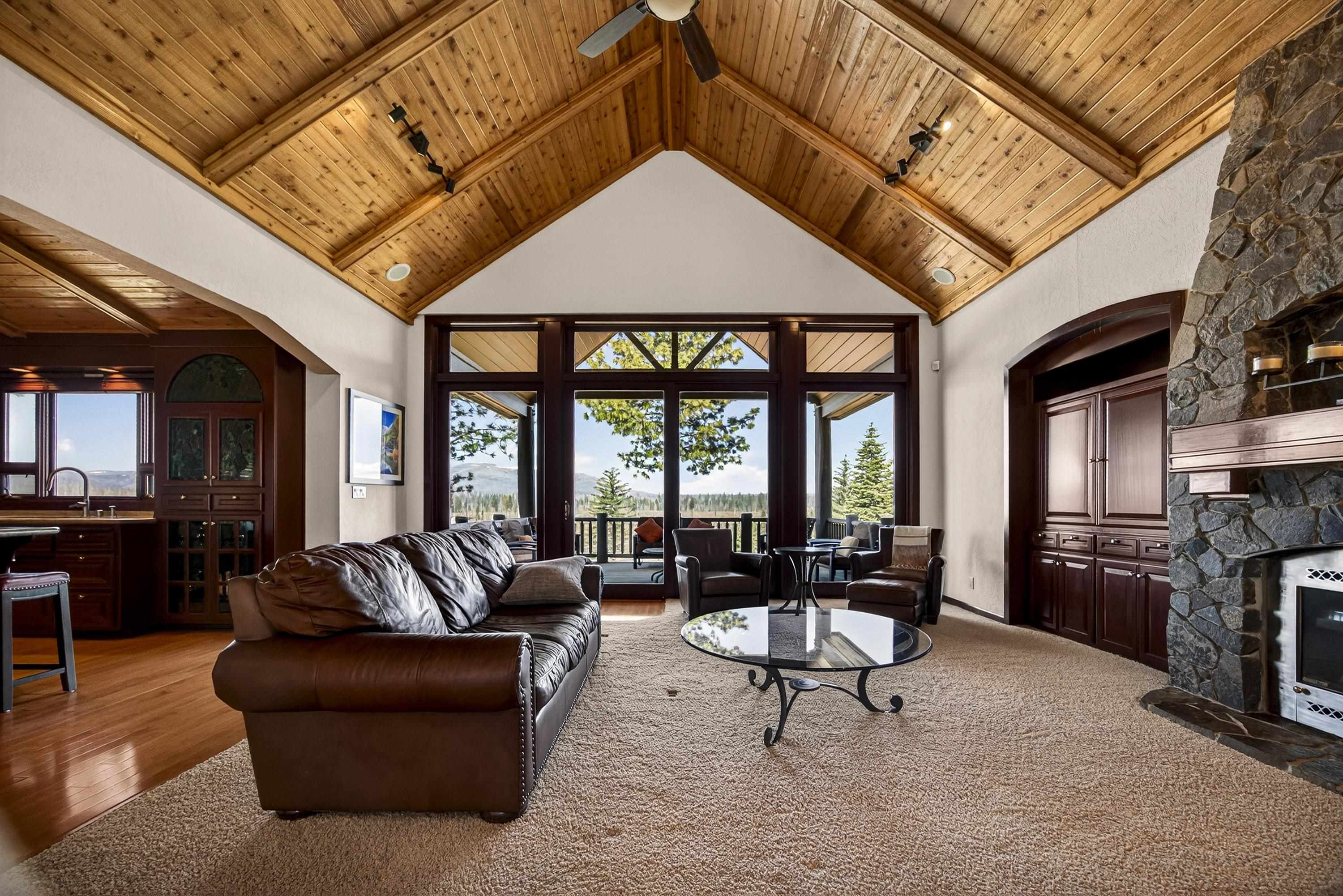 106 Goose Bay View Trail