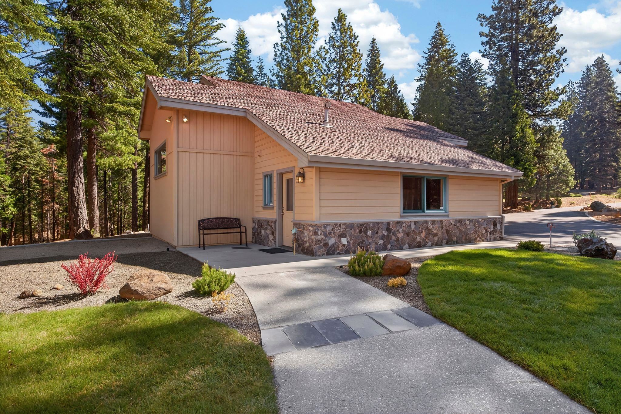 106 Goose Bay View Trail