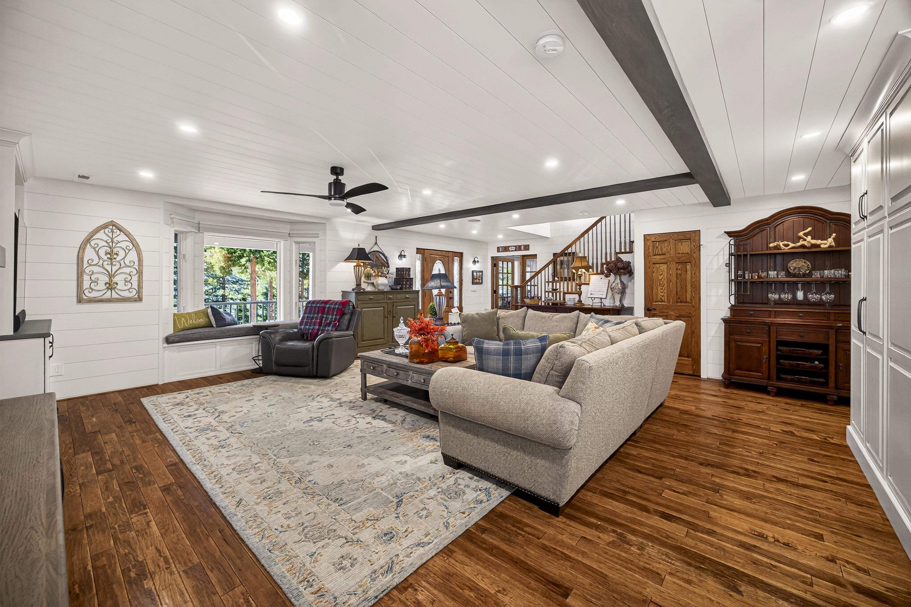 4074 Highway 147