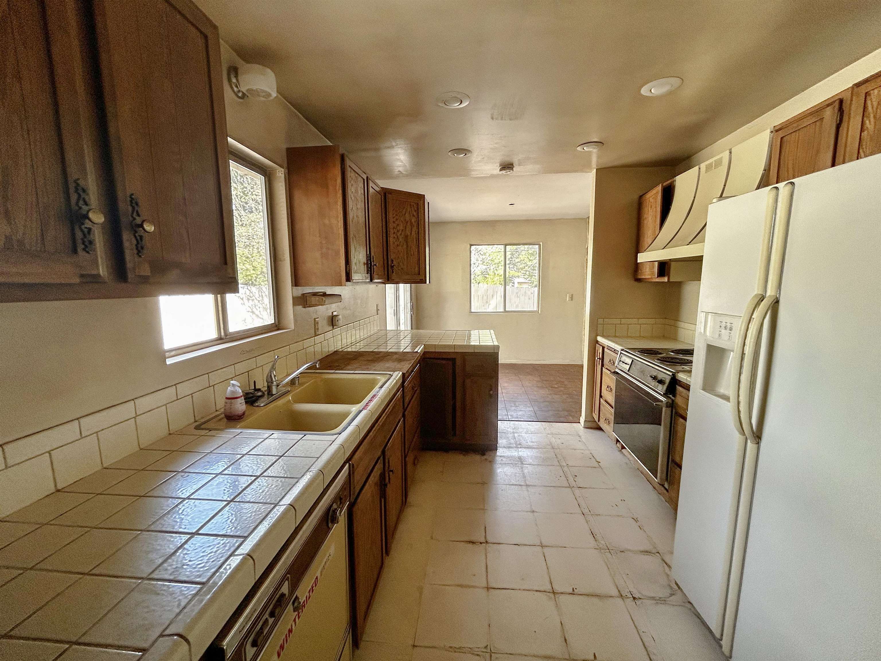 3801 Mary Ann Lane