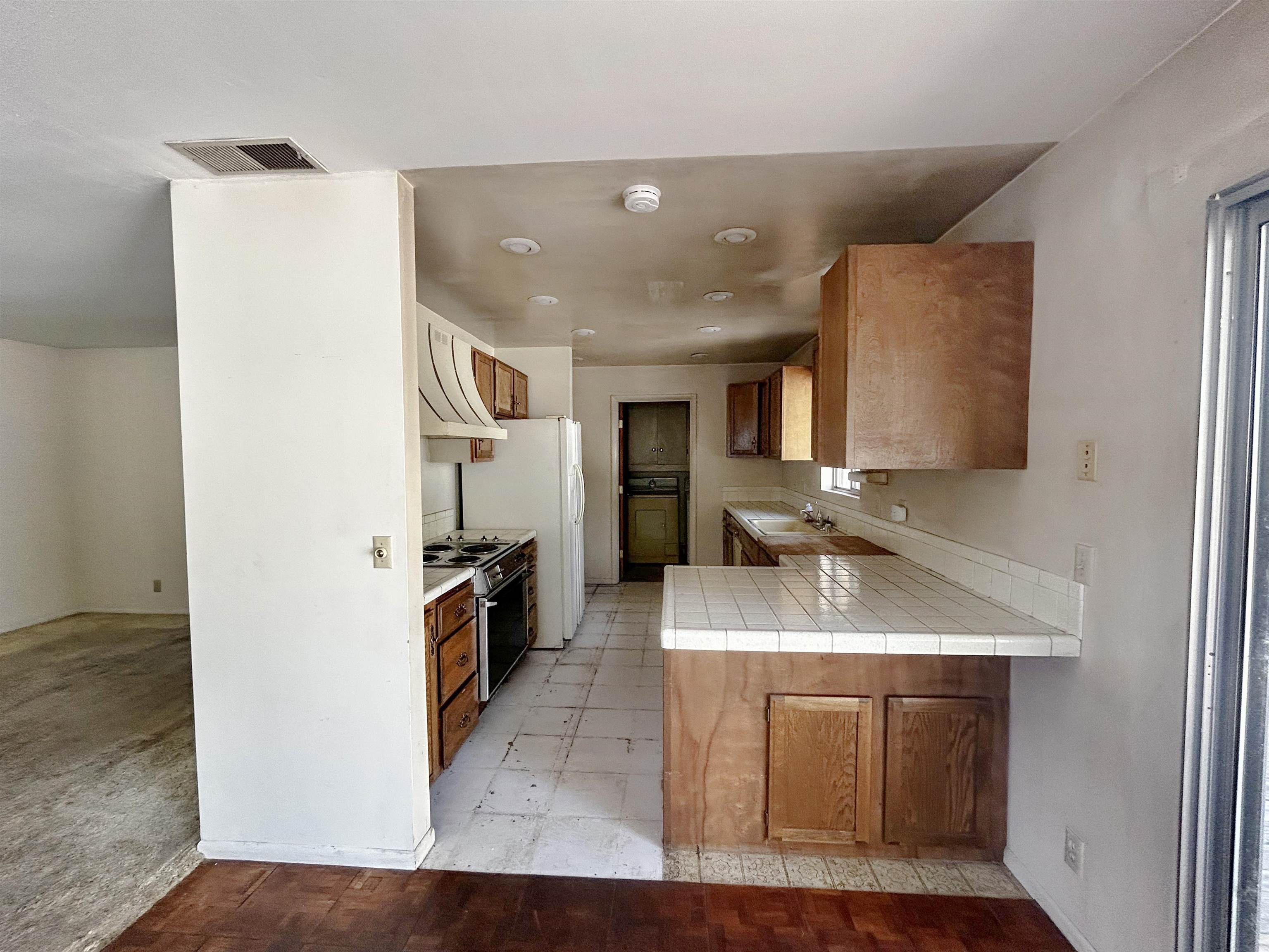 3801 Mary Ann Lane