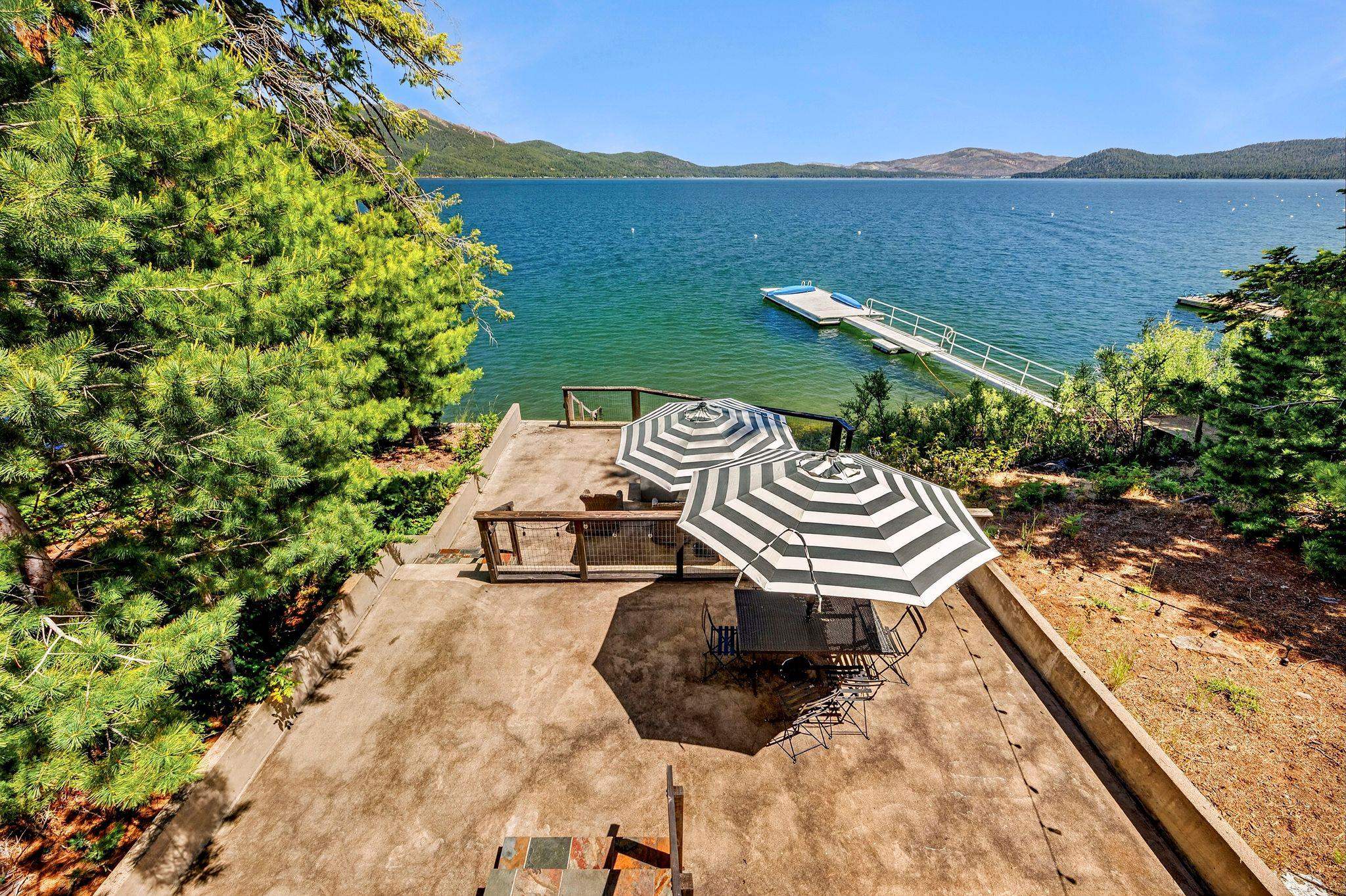 830 Peninsula Drive