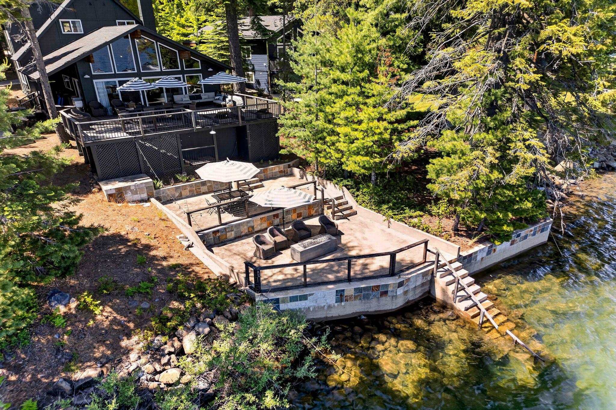 830 Peninsula Drive