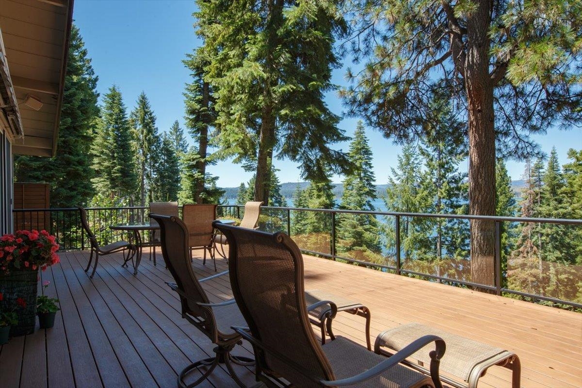 1119 Lassen View Drive