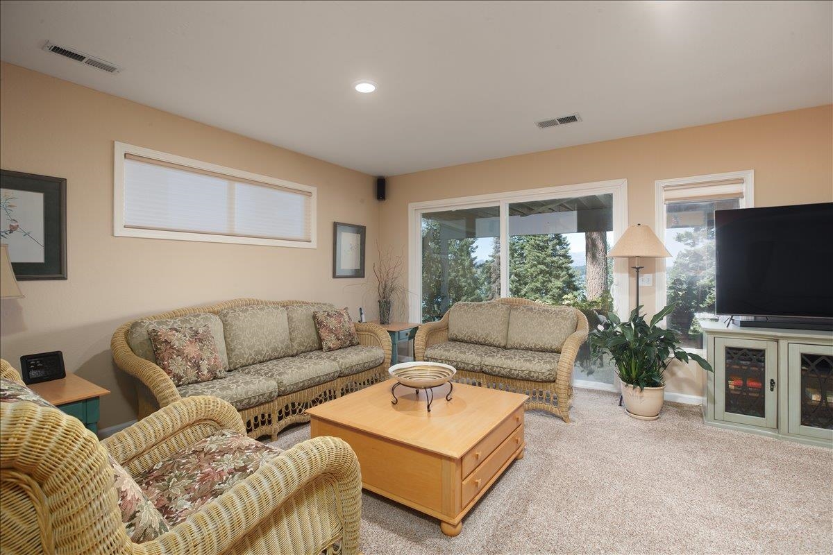 1119 Lassen View Drive