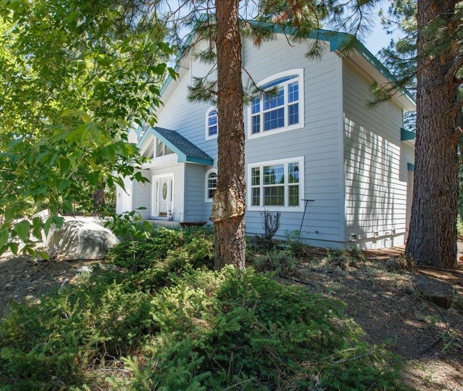 147 Flint Way