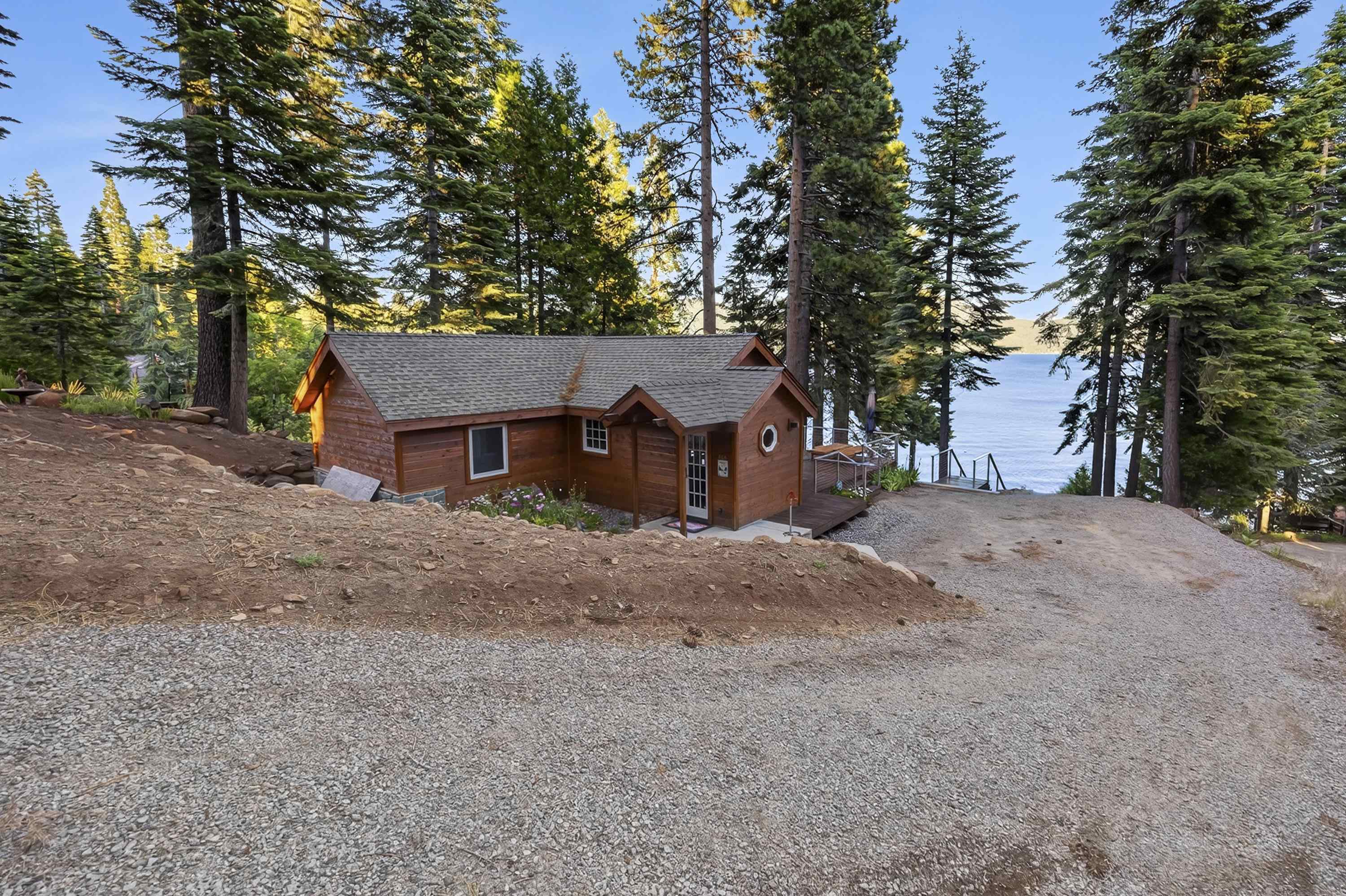 664 Peninsula Drive
