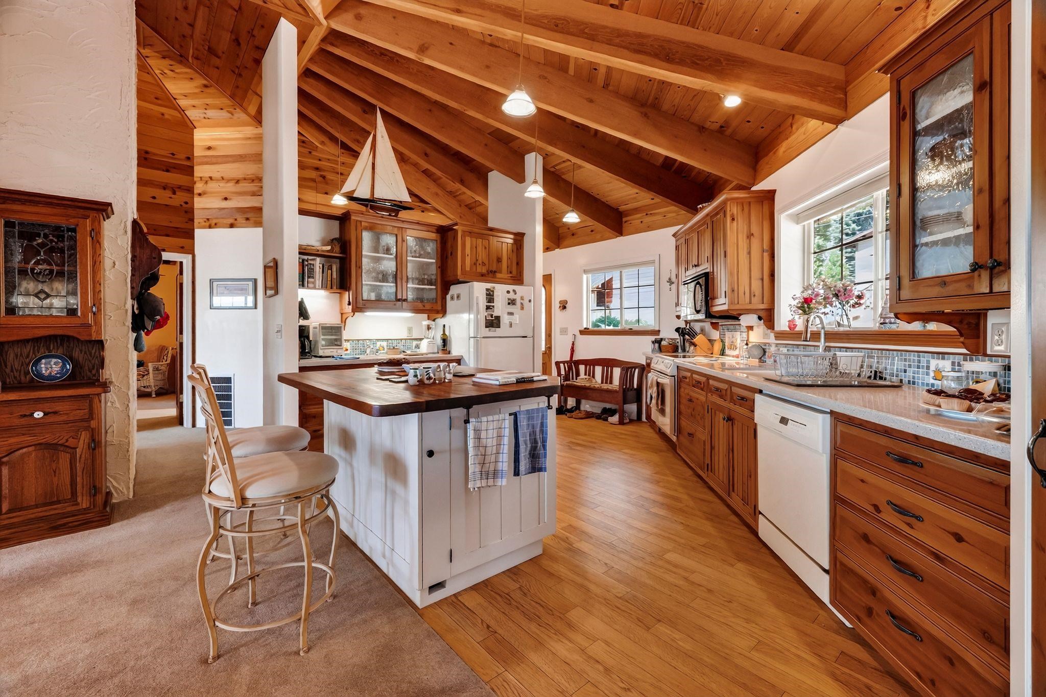 1229 Lassen View Drive
