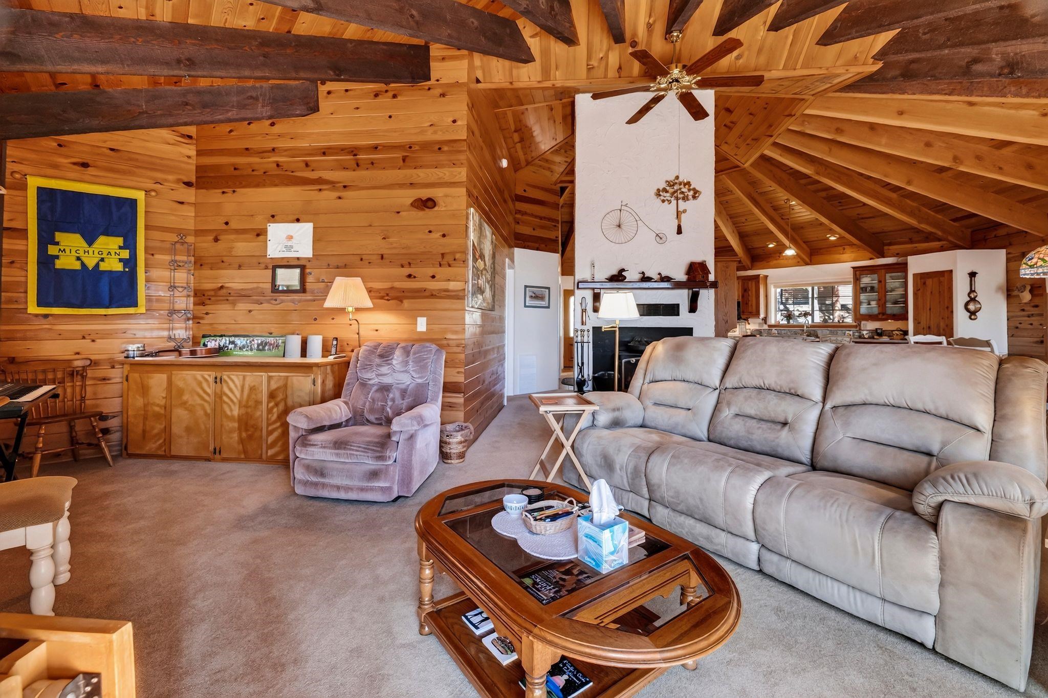 1229 Lassen View Drive