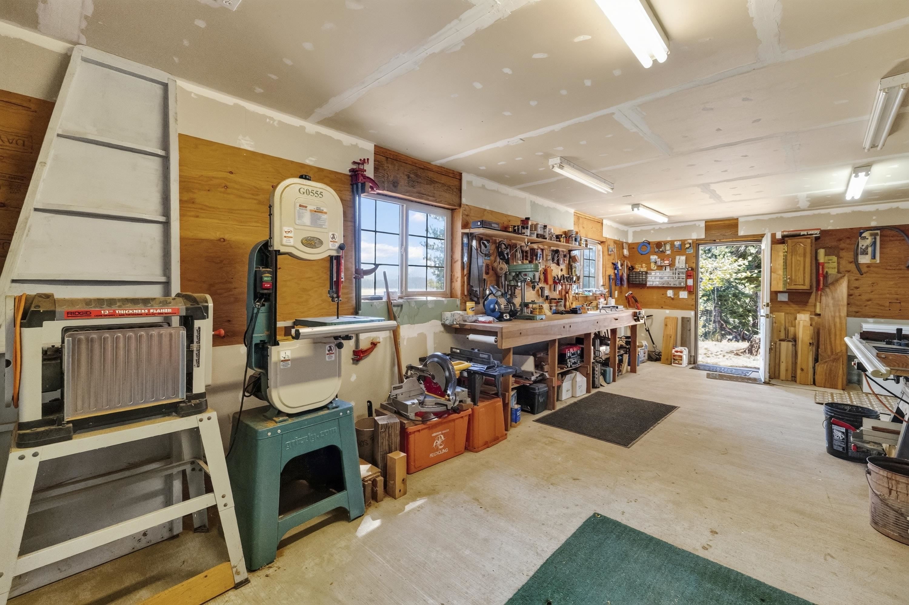 1229 Lassen View Drive