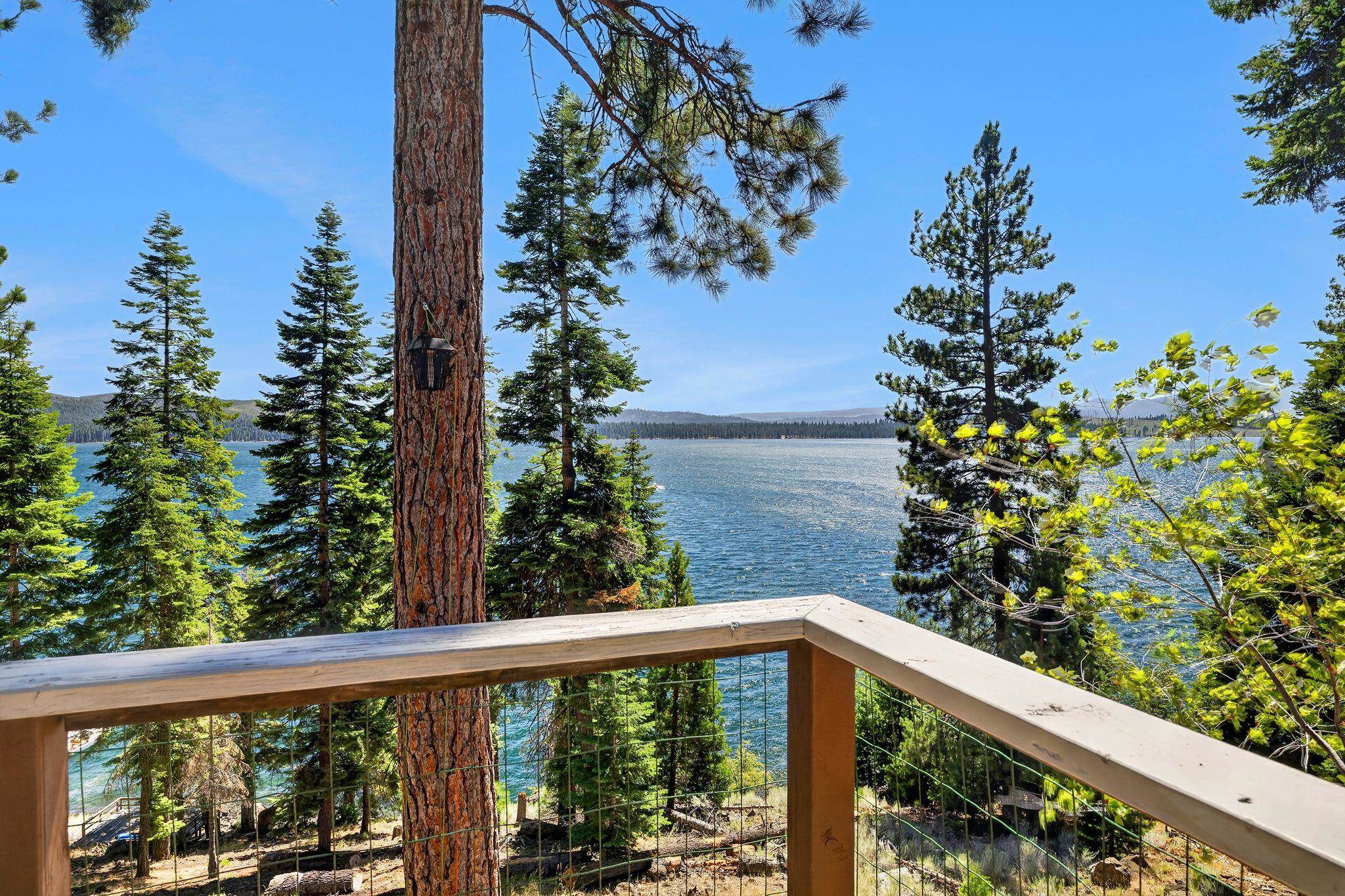 1229 Lassen View Drive